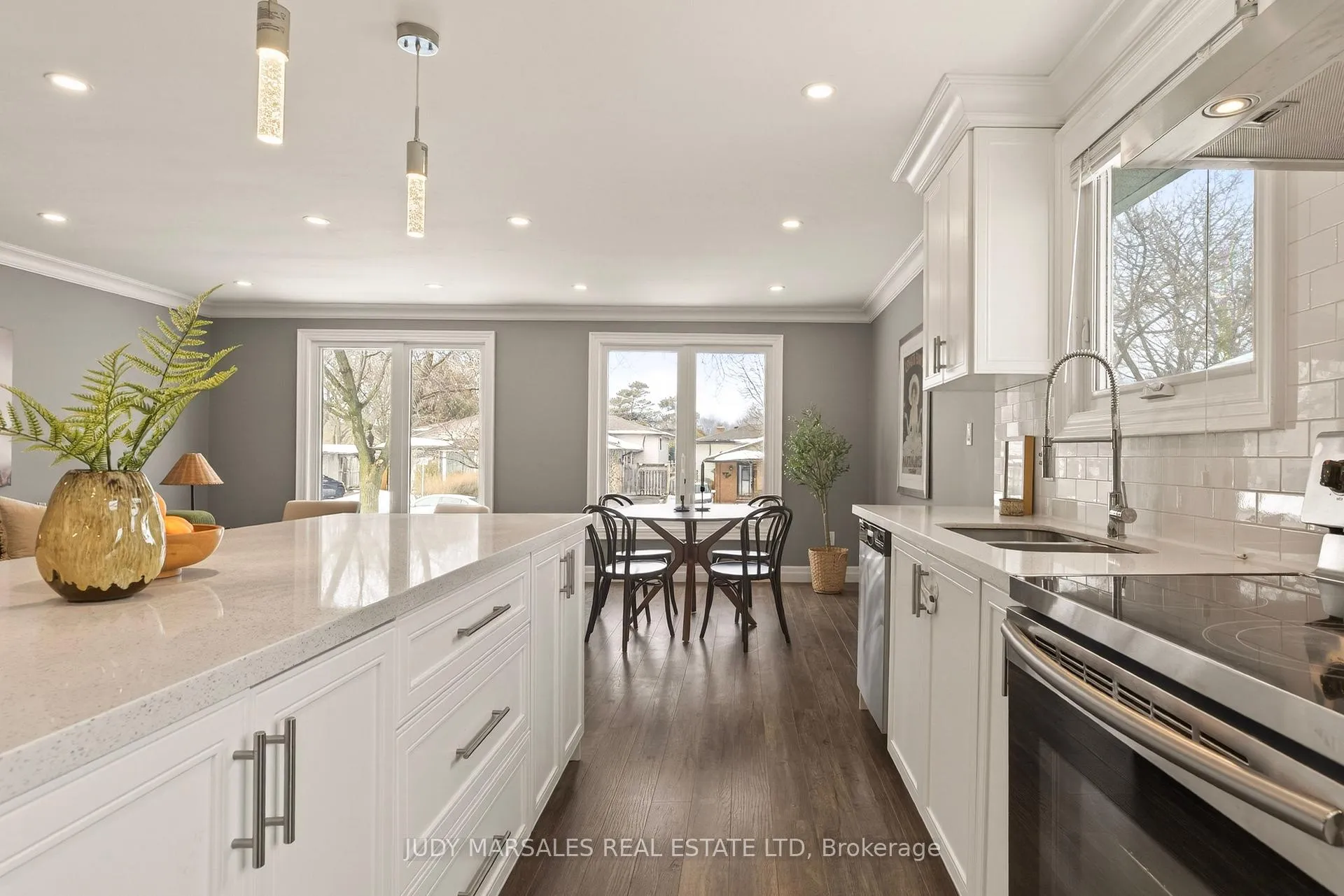 Photo 14 of 51 Fonthill Road, Hamilton, Fessenden — HOMEH