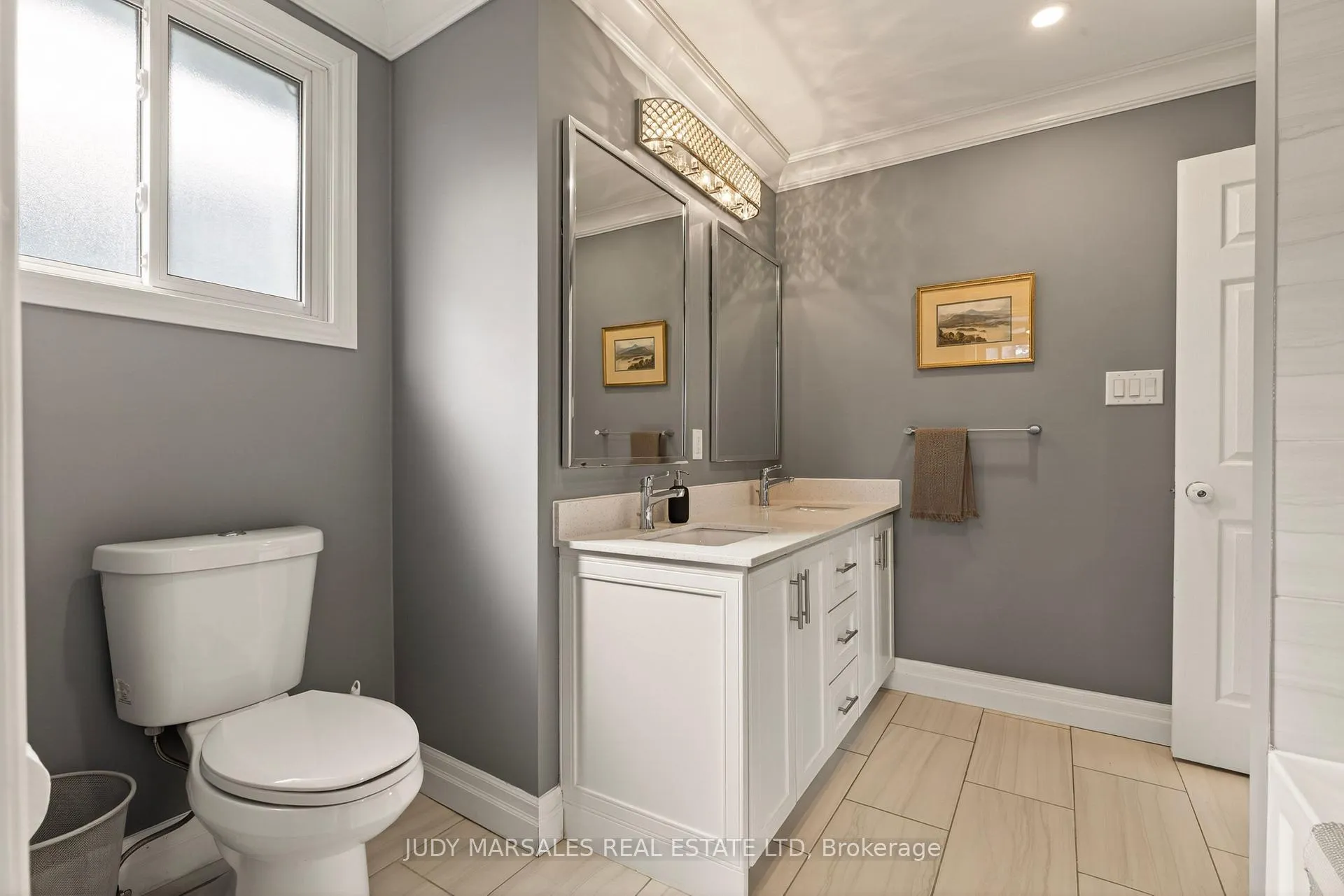 Photo 20 of 51 Fonthill Road, Hamilton, Fessenden — HOMEH
