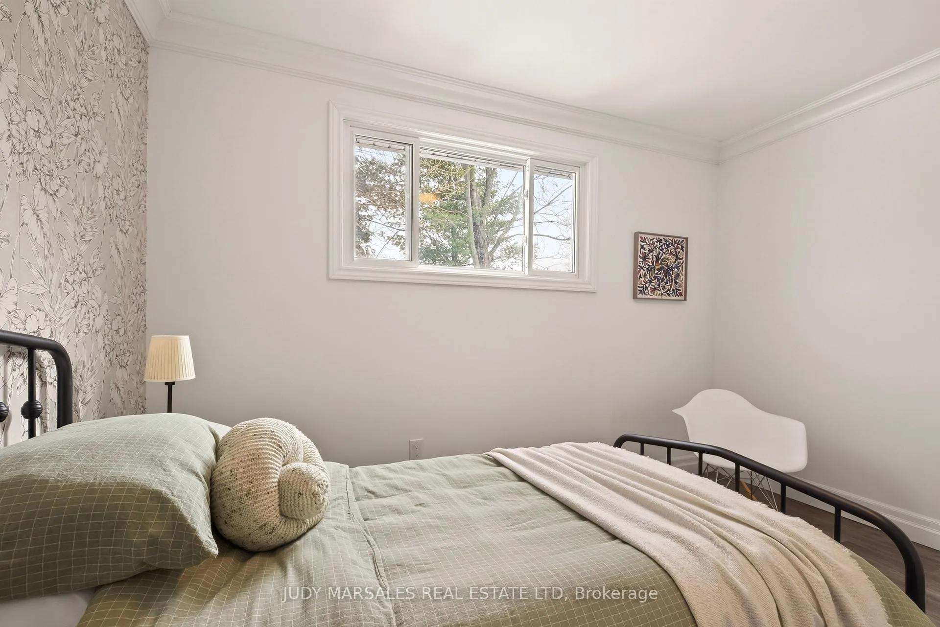 Photo 28 of 51 Fonthill Road, Hamilton, Fessenden — HOMEH