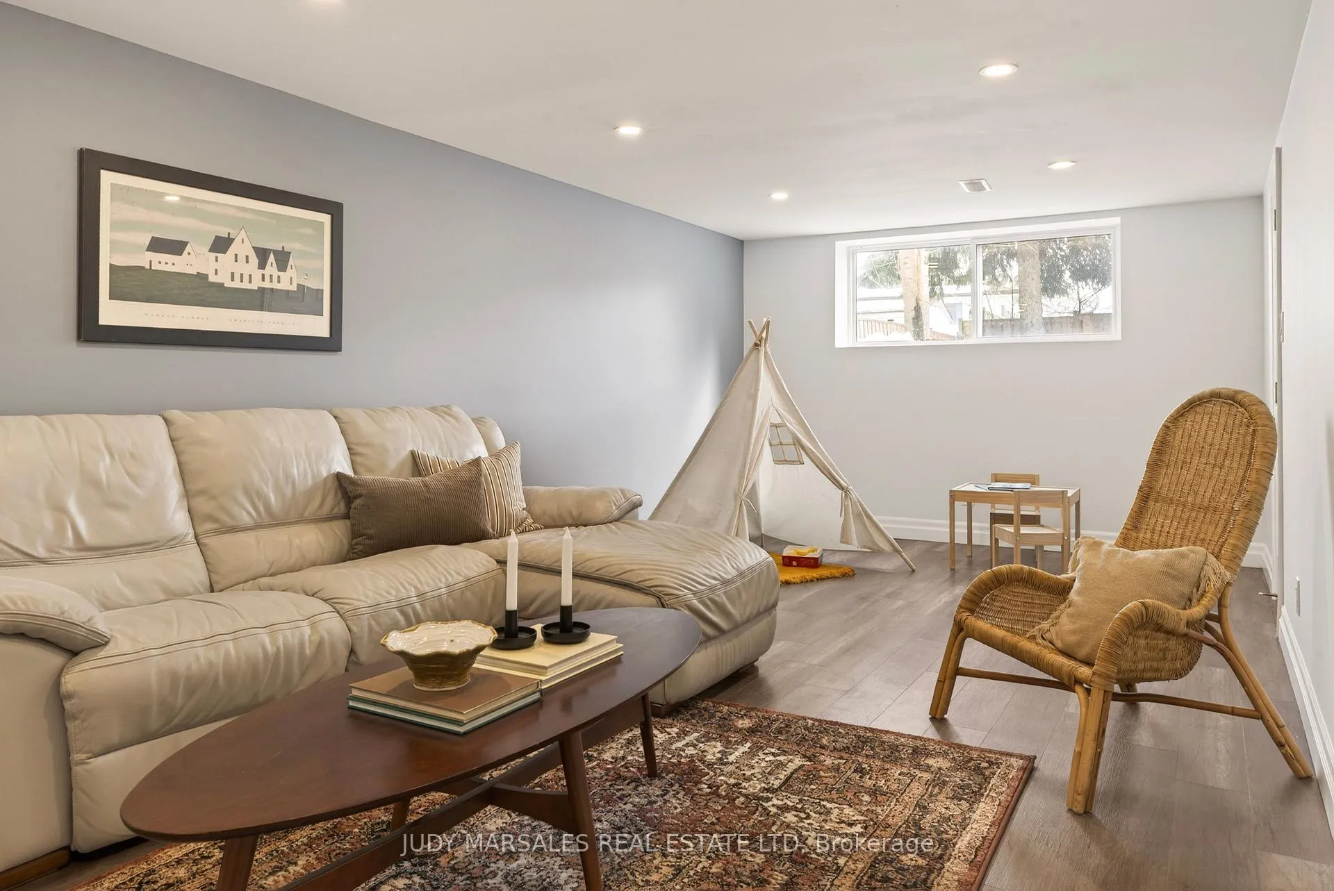 Photo 30 of 51 Fonthill Road, Hamilton, Fessenden — HOMEH