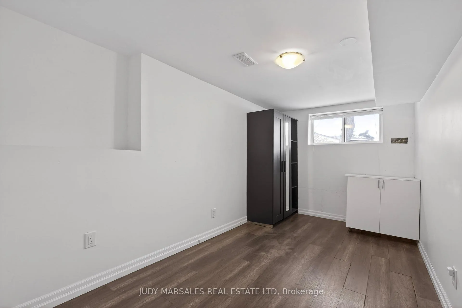 Photo 36 of 51 Fonthill Road, Hamilton, Fessenden — HOMEH
