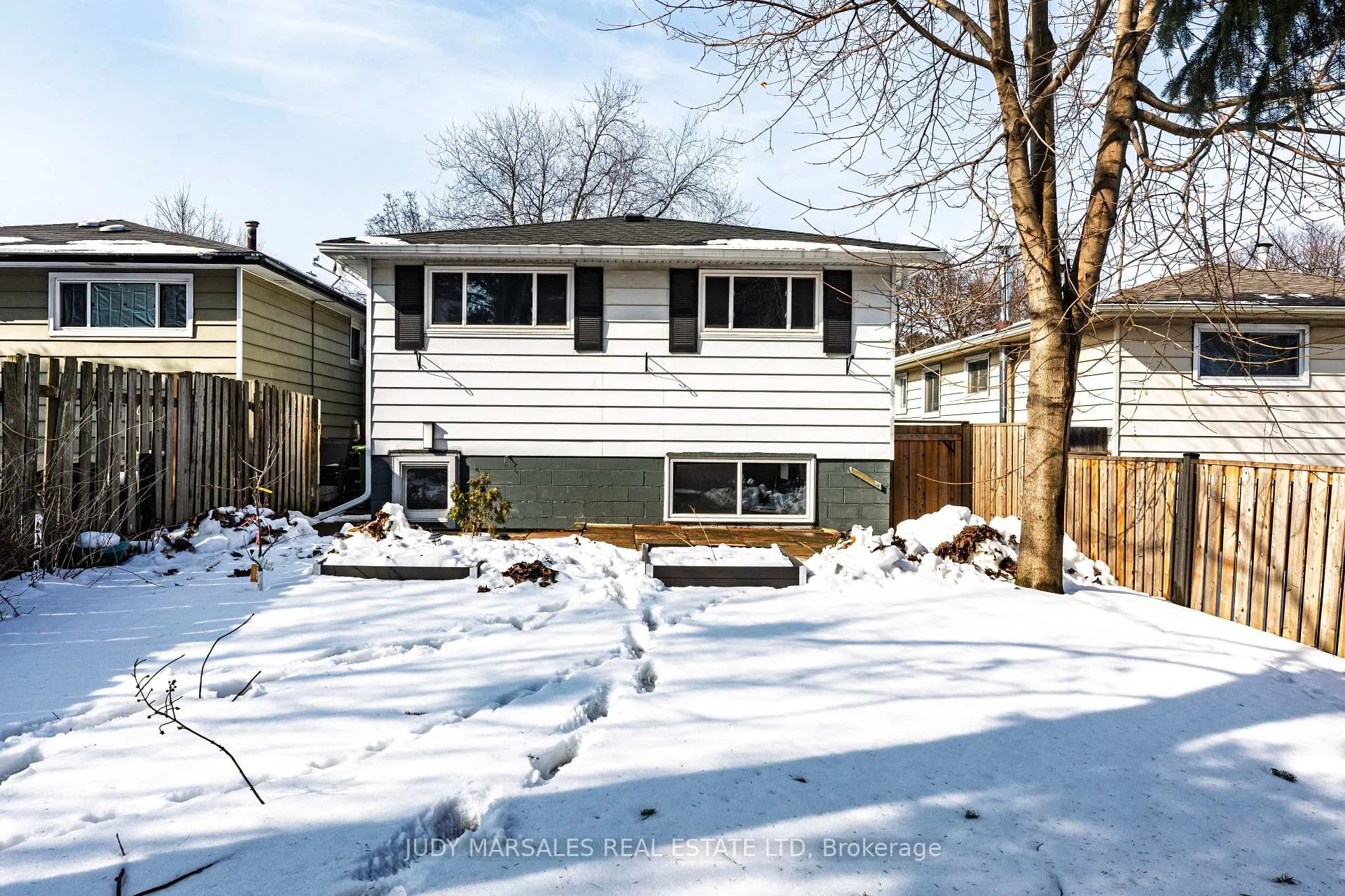 Photo 39 of 51 Fonthill Road, Hamilton, Fessenden — HOMEH