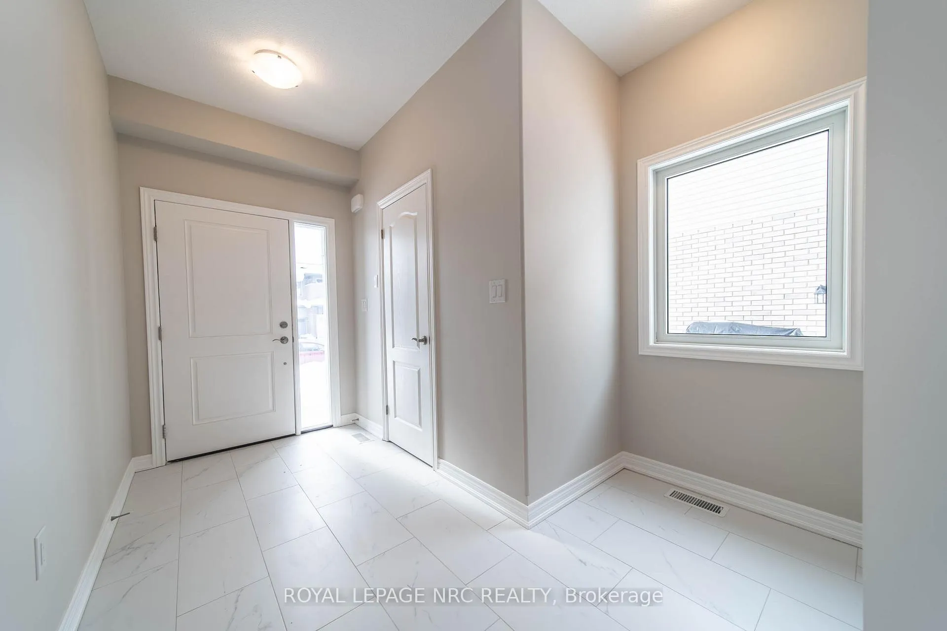 Photo 2 of 91 Willson Drive, Thorold, Hurricane/Merrittville — HOMEH