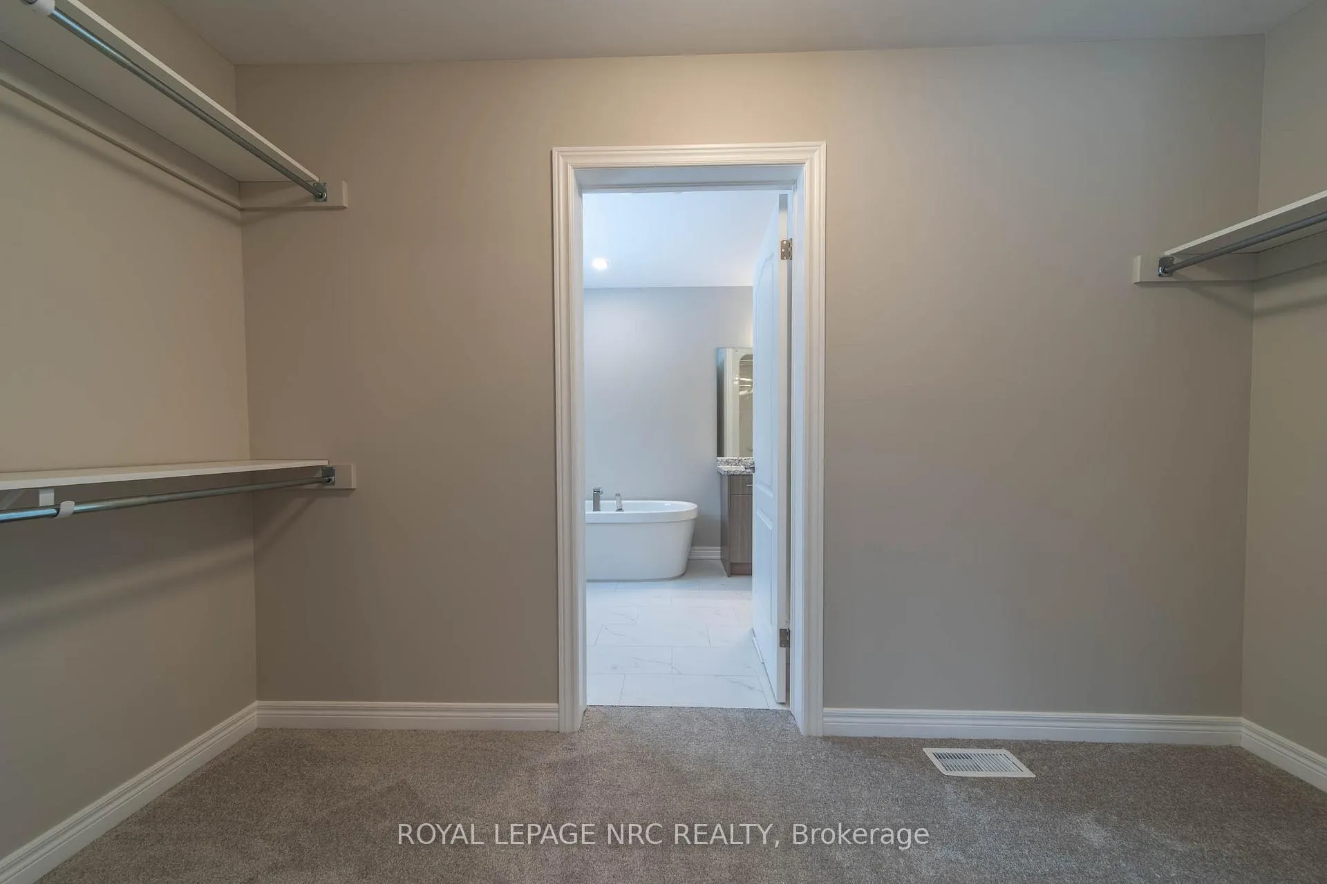 Photo 12 of 91 Willson Drive, Thorold, Hurricane/Merrittville — HOMEH