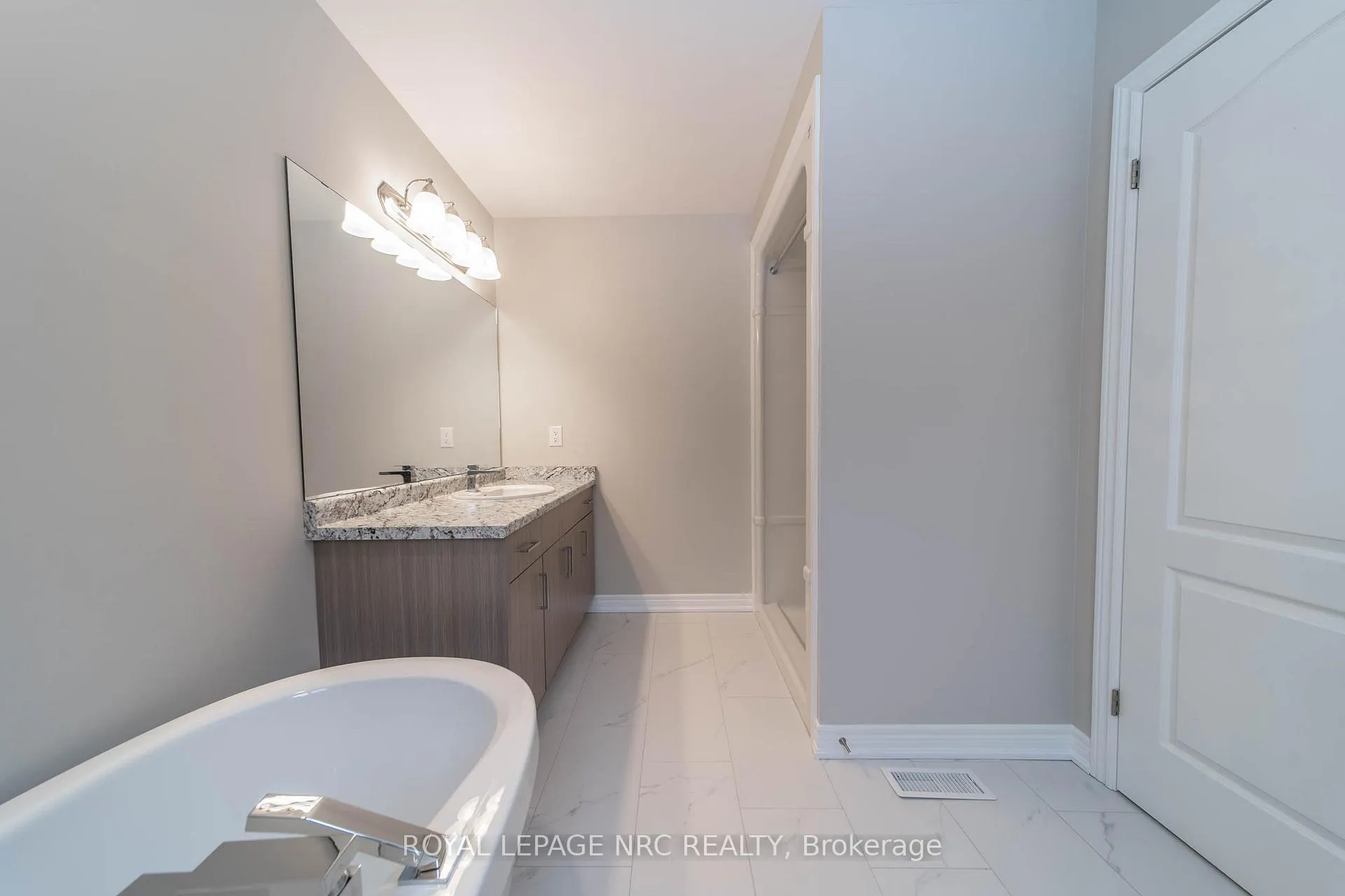 Photo 13 of 91 Willson Drive, Thorold, Hurricane/Merrittville — HOMEH