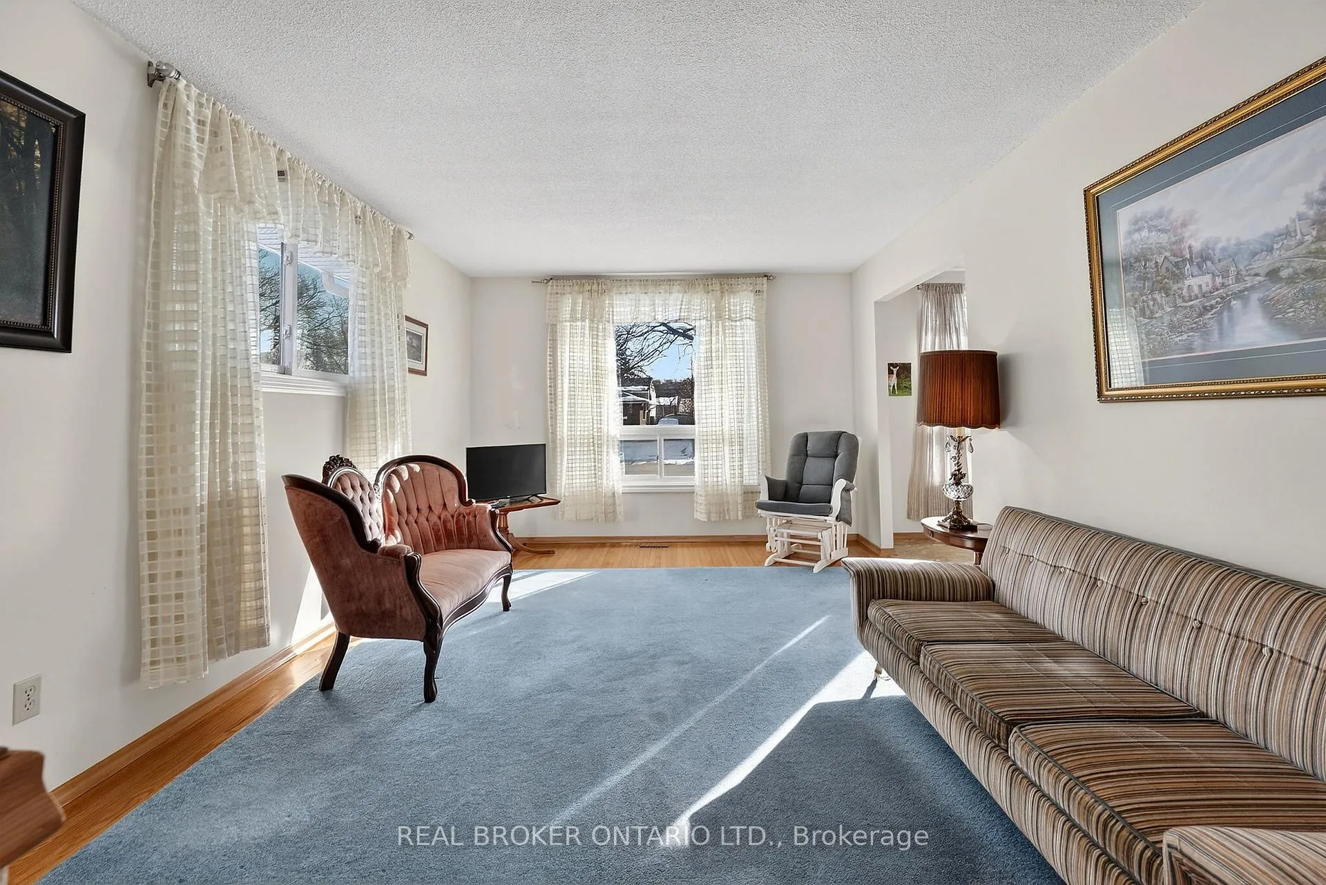 Photo 2 of 18 Fairway Drive, Hamilton, Vincent — HOMEH