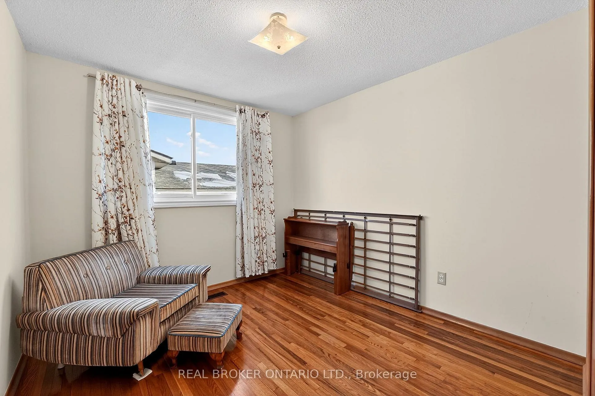 Photo 26 of 18 Fairway Drive, Hamilton, Vincent — HOMEH
