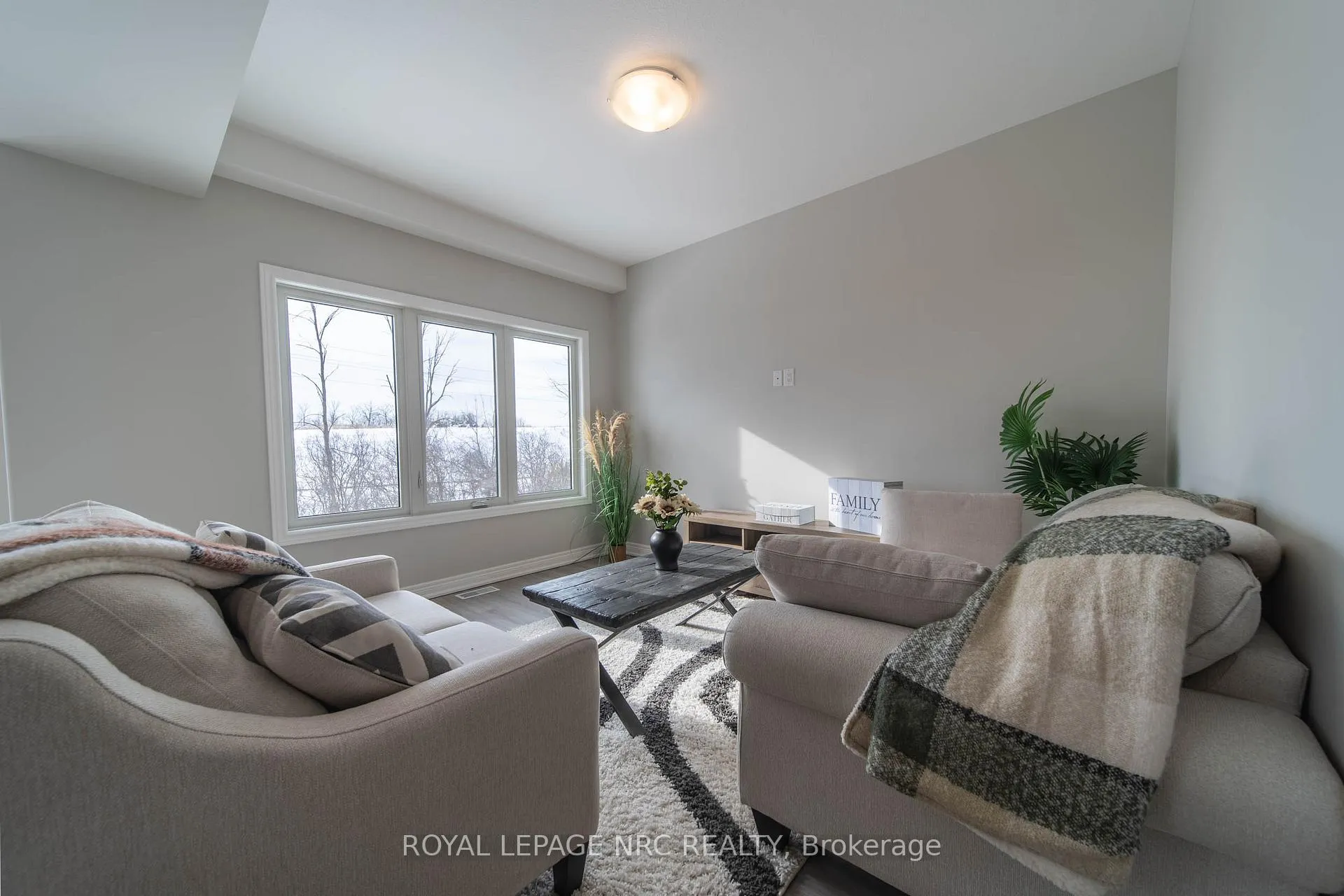 Photo 3 of 56 Willson Drive, Thorold, Hurricane/Merrittville — HOMEH
