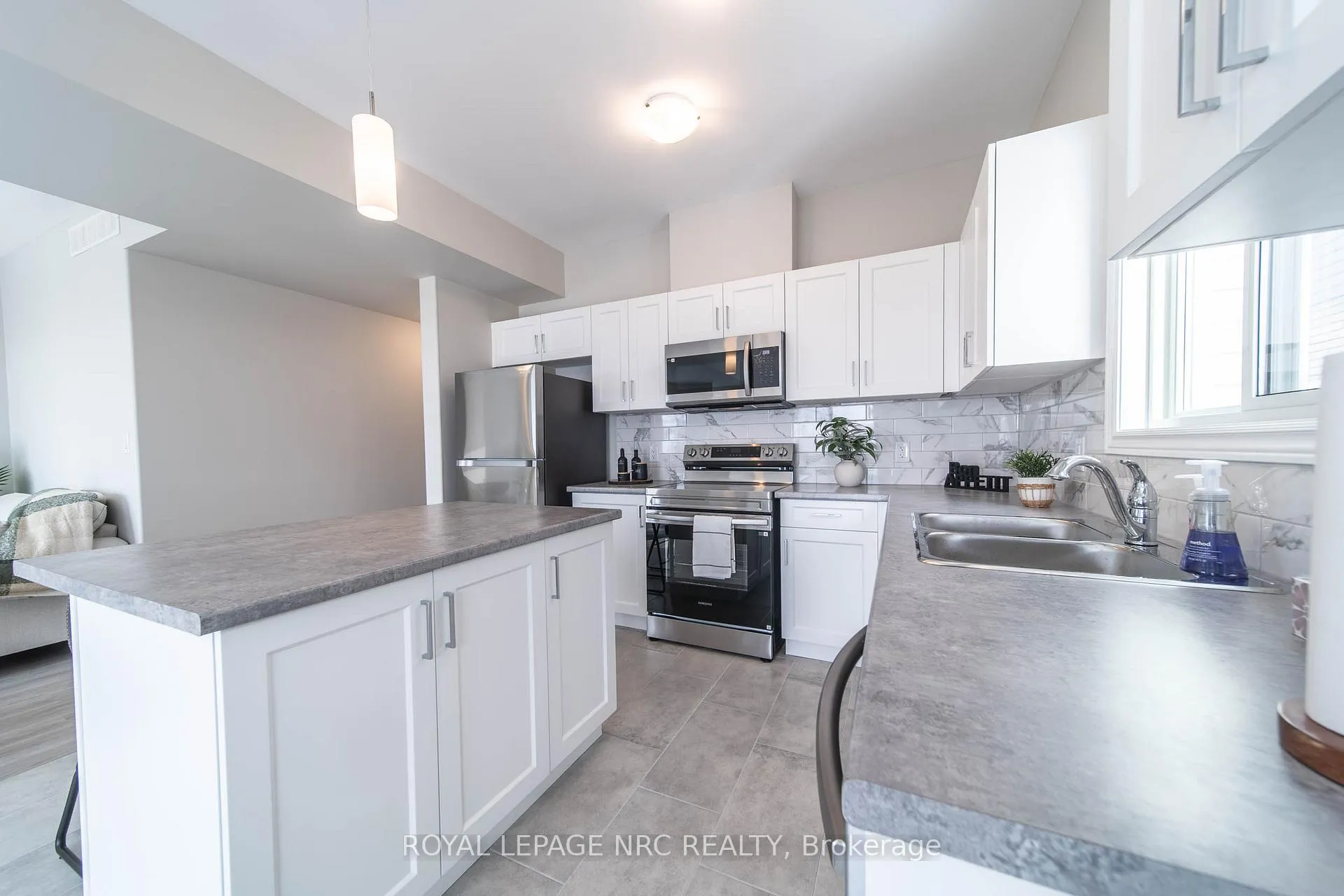 Photo 6 of 56 Willson Drive, Thorold, Hurricane/Merrittville — HOMEH