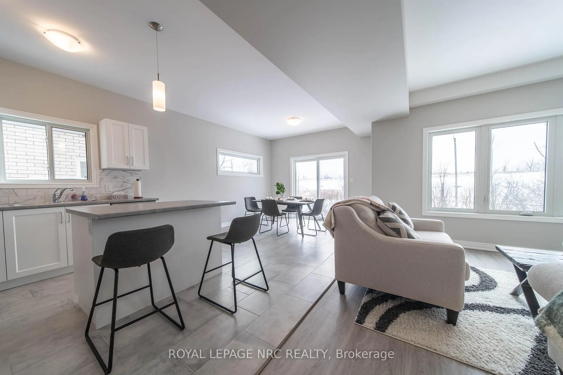 Photo 10 of 56 Willson Drive, Thorold, Hurricane/Merrittville — HOMEH