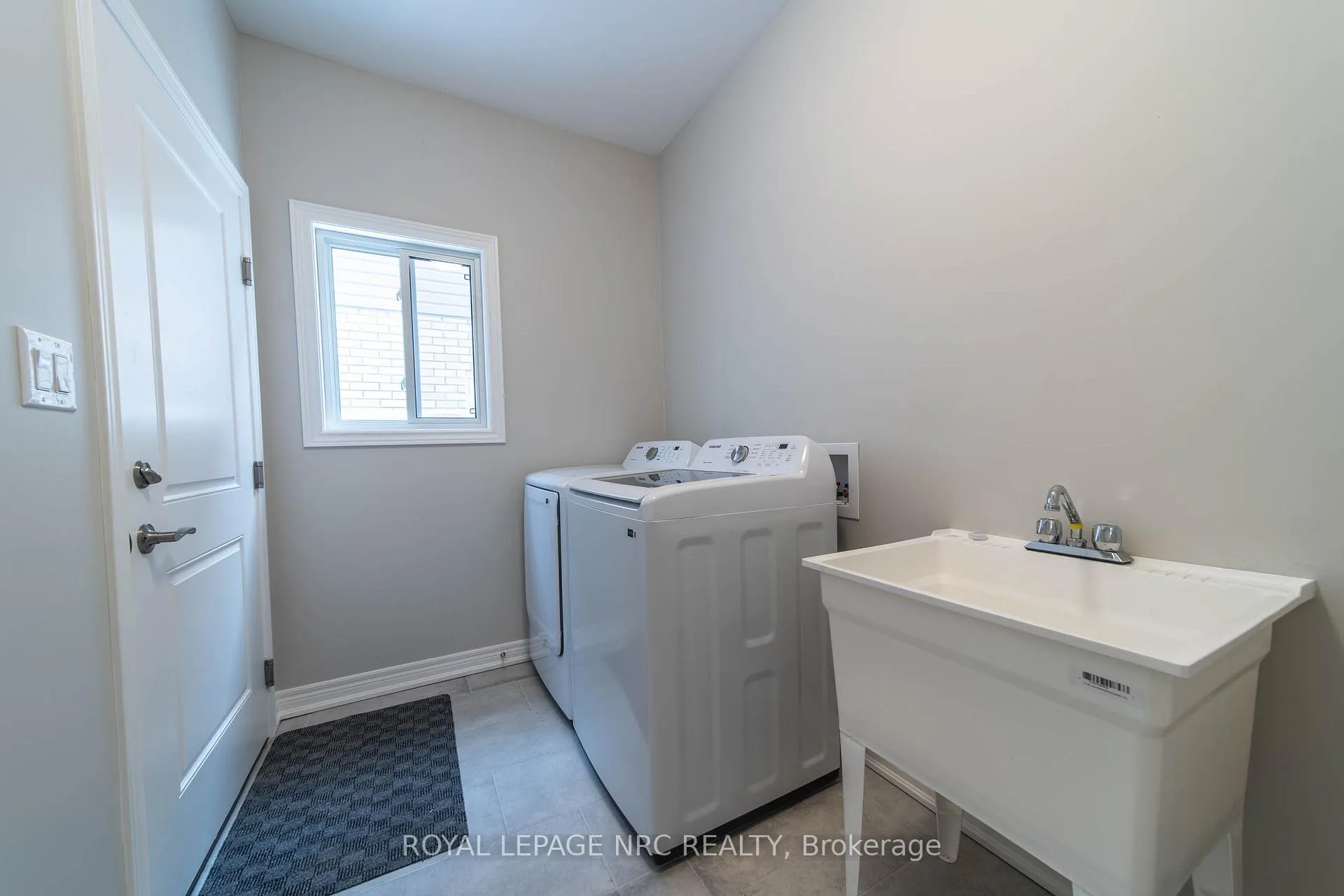 Photo 12 of 56 Willson Drive, Thorold, Hurricane/Merrittville — HOMEH