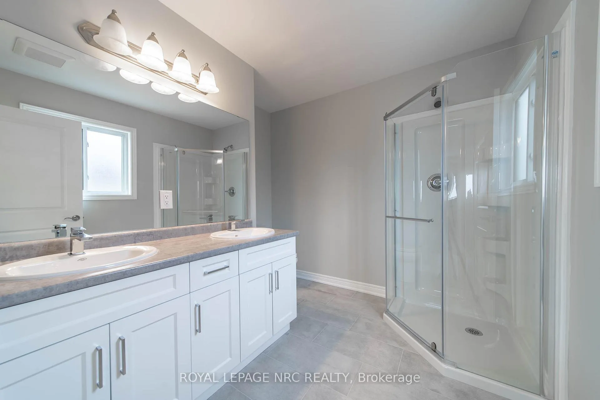 Photo 15 of 56 Willson Drive, Thorold, Hurricane/Merrittville — HOMEH