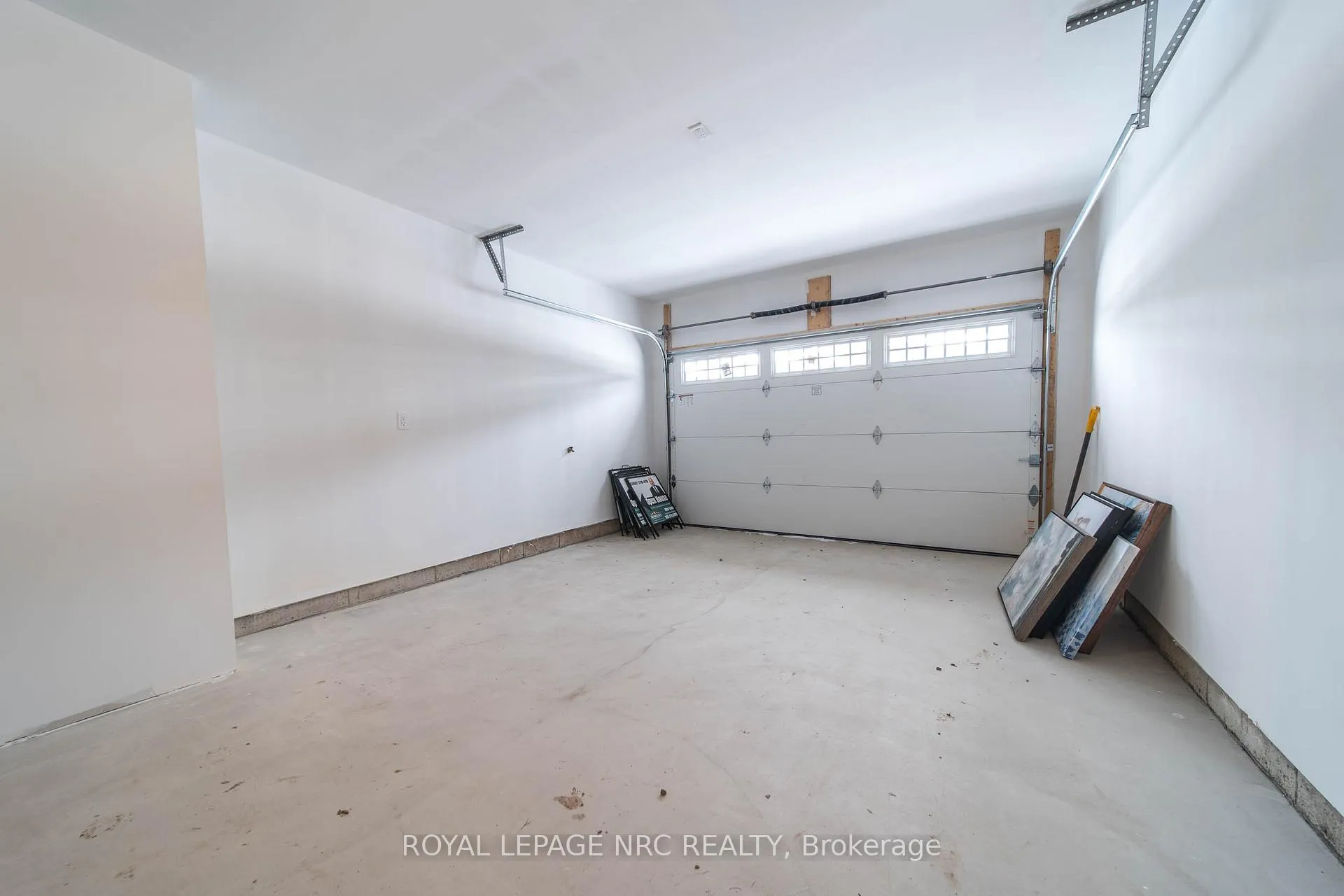 Photo 23 of 56 Willson Drive, Thorold, Hurricane/Merrittville — HOMEH