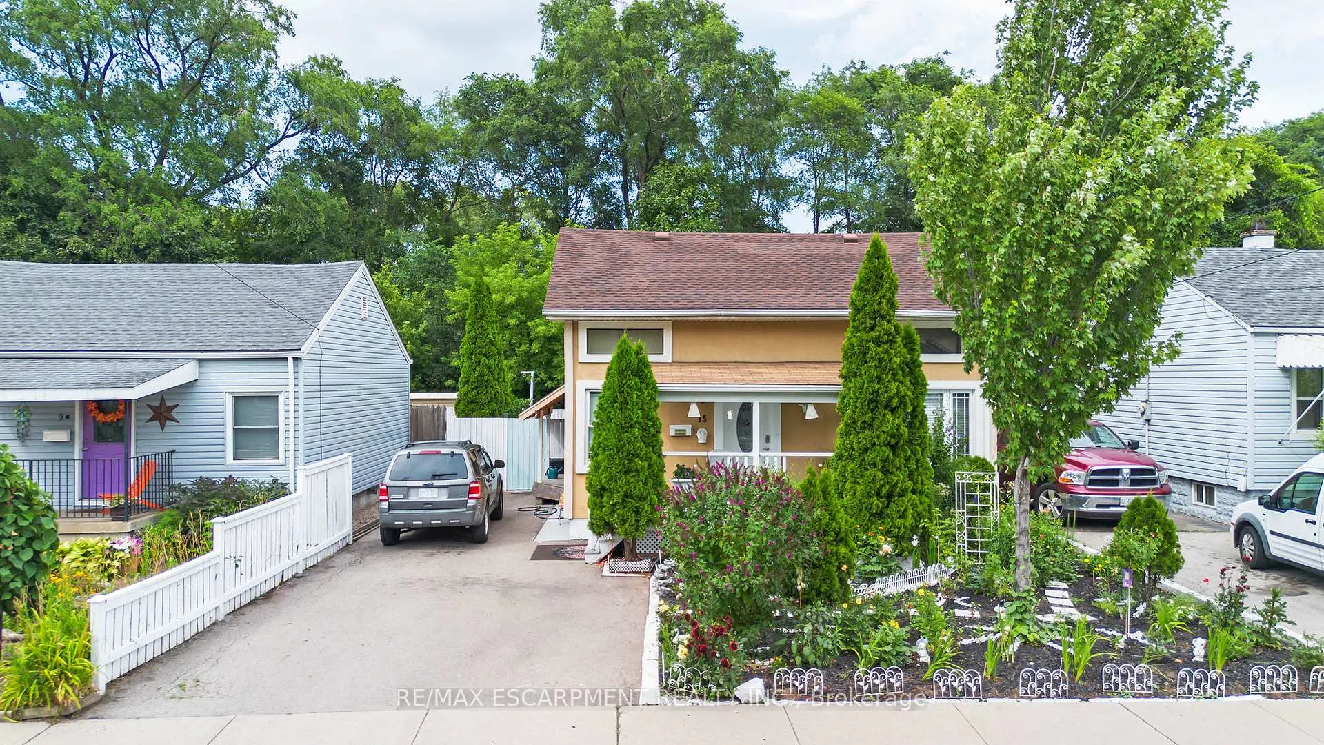 Front of 15 Dalhousie Avenue