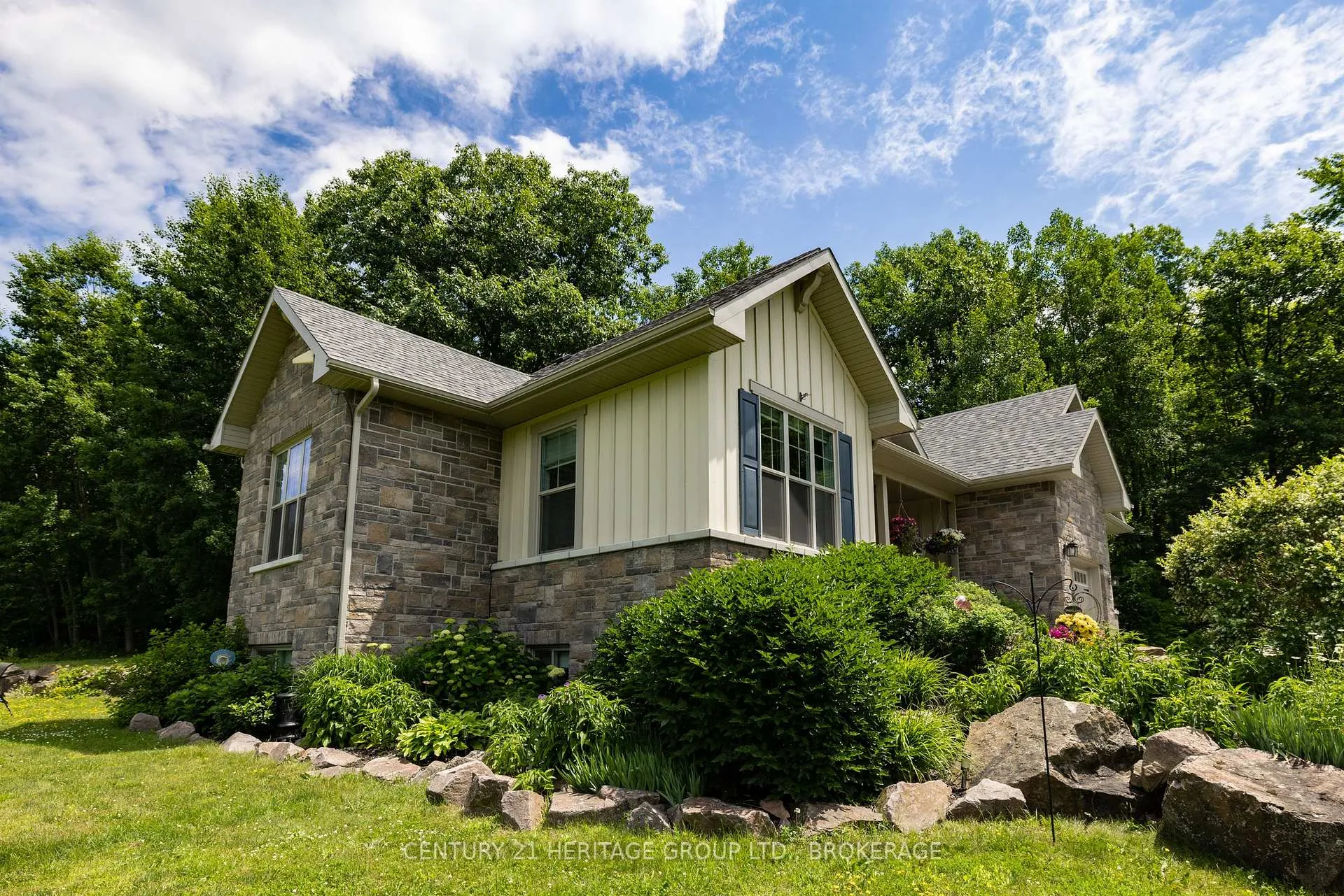 Photo 41 of Unit 13, 1071 Cranberry Cove Lane, Frontenac, Frontenac South — HOMEH