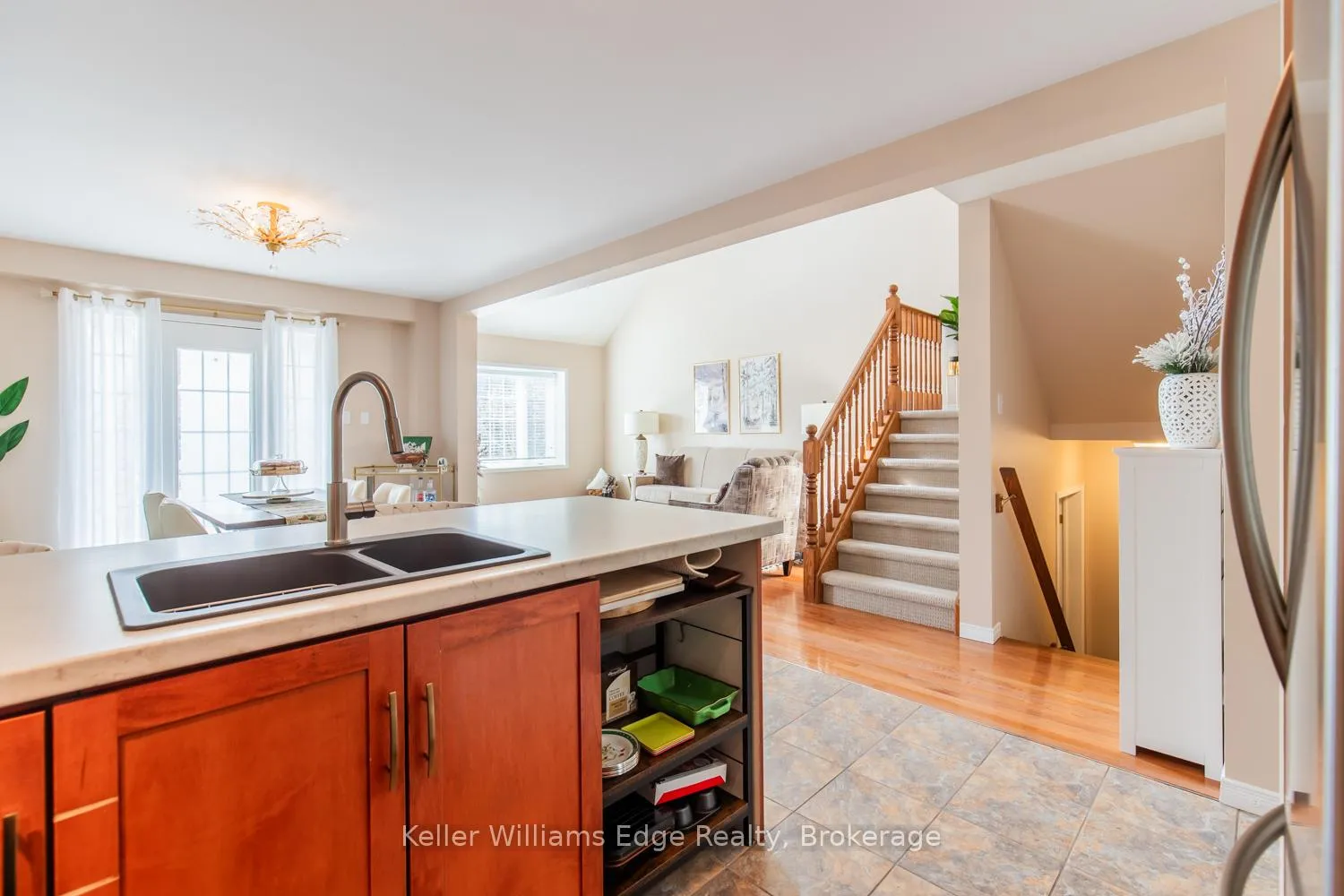 Photo 11 of Unit 2, 188 Livingston Avenue, Grimsby, Grimsby West — HOMEH