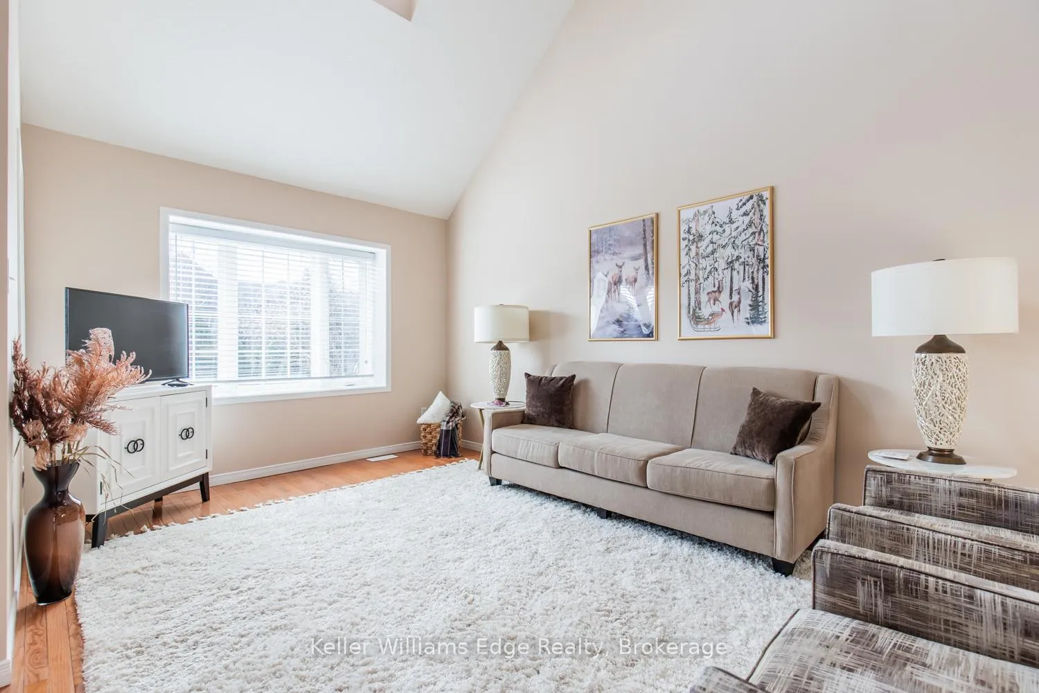 Photo 16 of Unit 2, 188 Livingston Avenue, Grimsby, Grimsby West — HOMEH