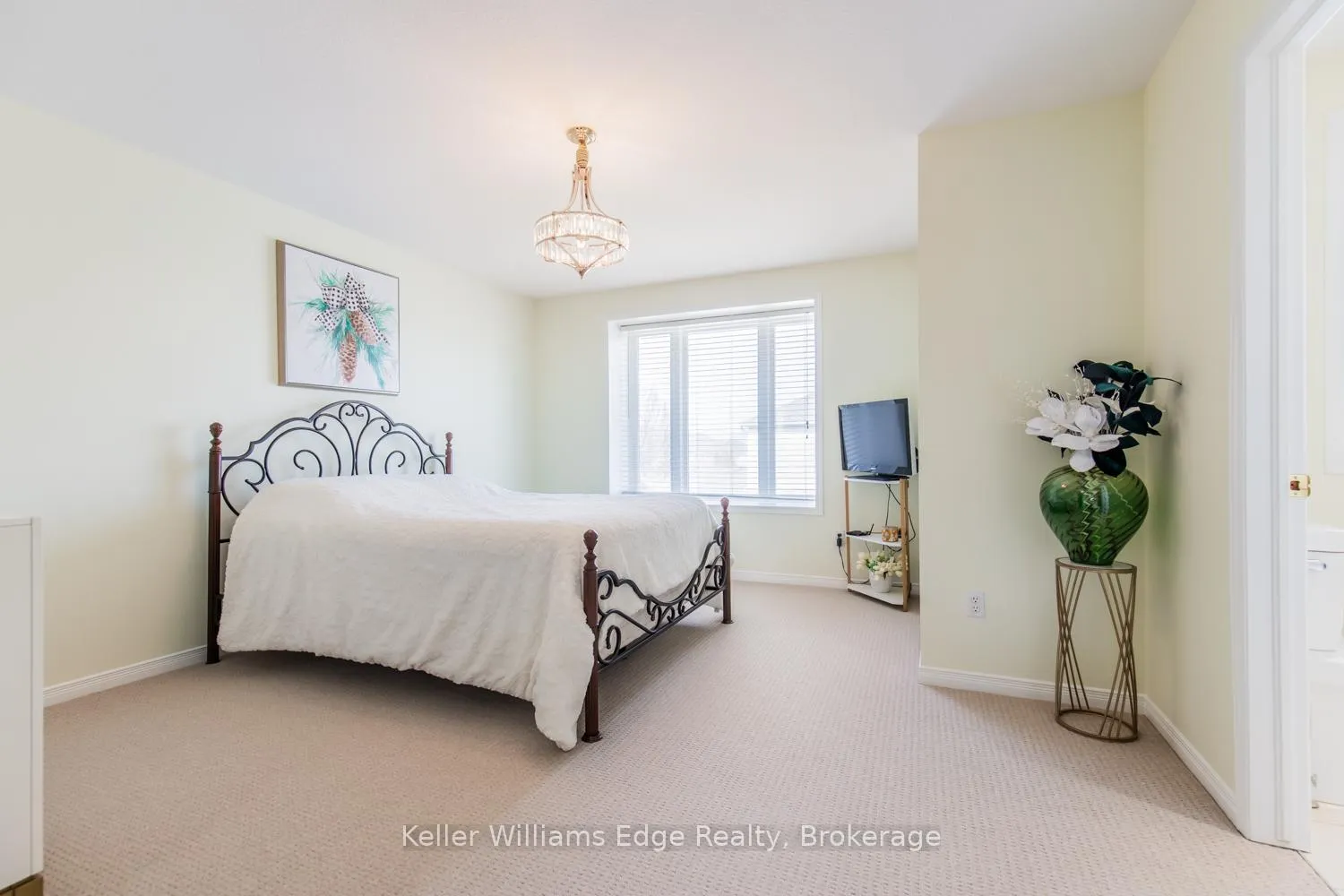 Photo 18 of Unit 2, 188 Livingston Avenue, Grimsby, Grimsby West — HOMEH