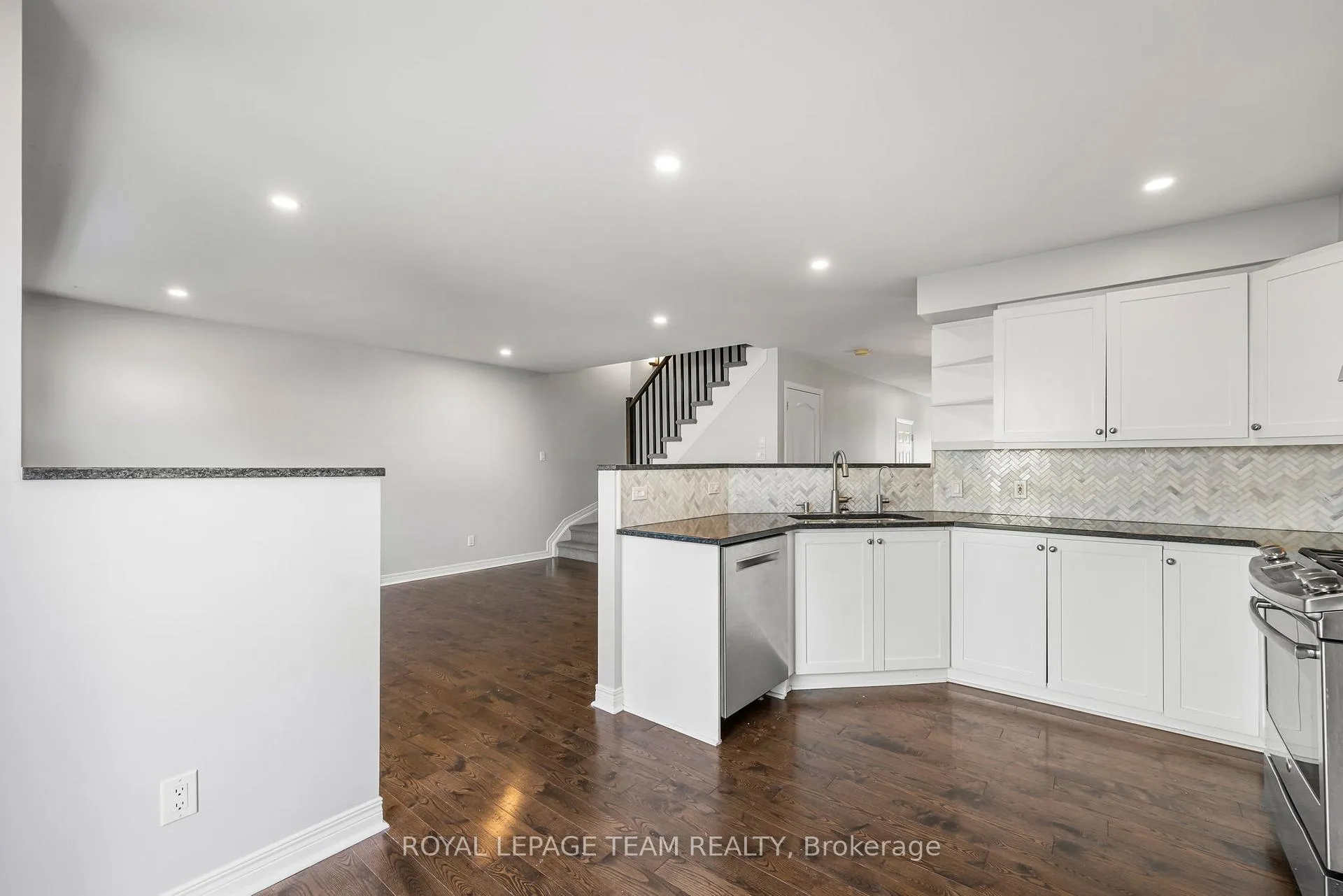 Photo 22 of 7 San Mateo Drive, Ottawa, Barrhaven - Longfields — HOMEH
