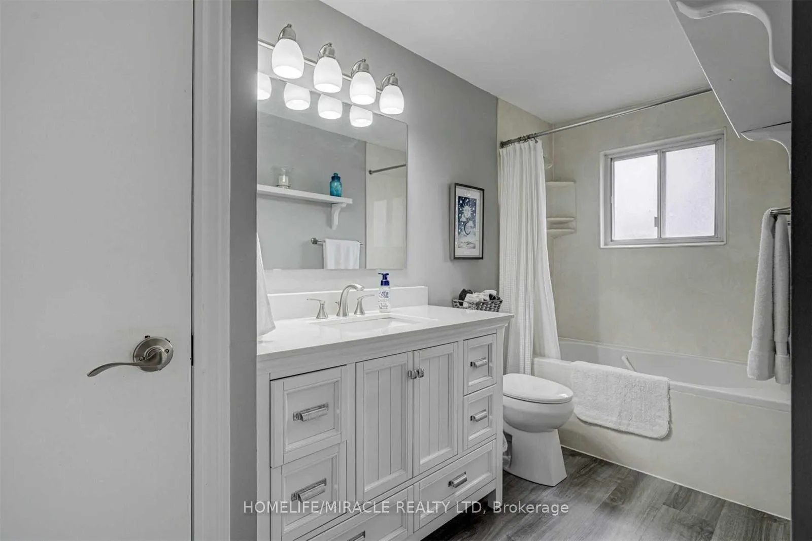 Photo 9 of 315 Mill Street, Brampton, Brampton South — HOMEH