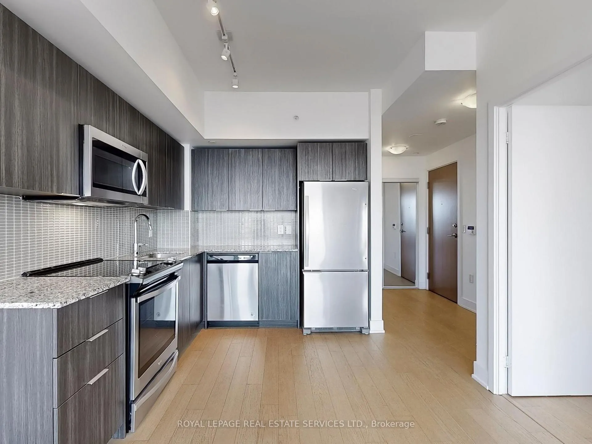 Front of Unit 4620, 30 Shore Breeze Drive