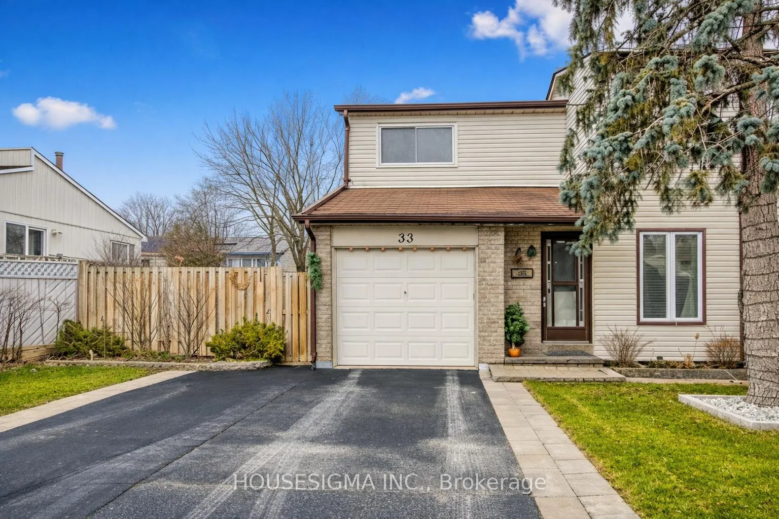 Photo 1 of Unit 58, 33 Medley Lane, Ajax, South West — HOMEH