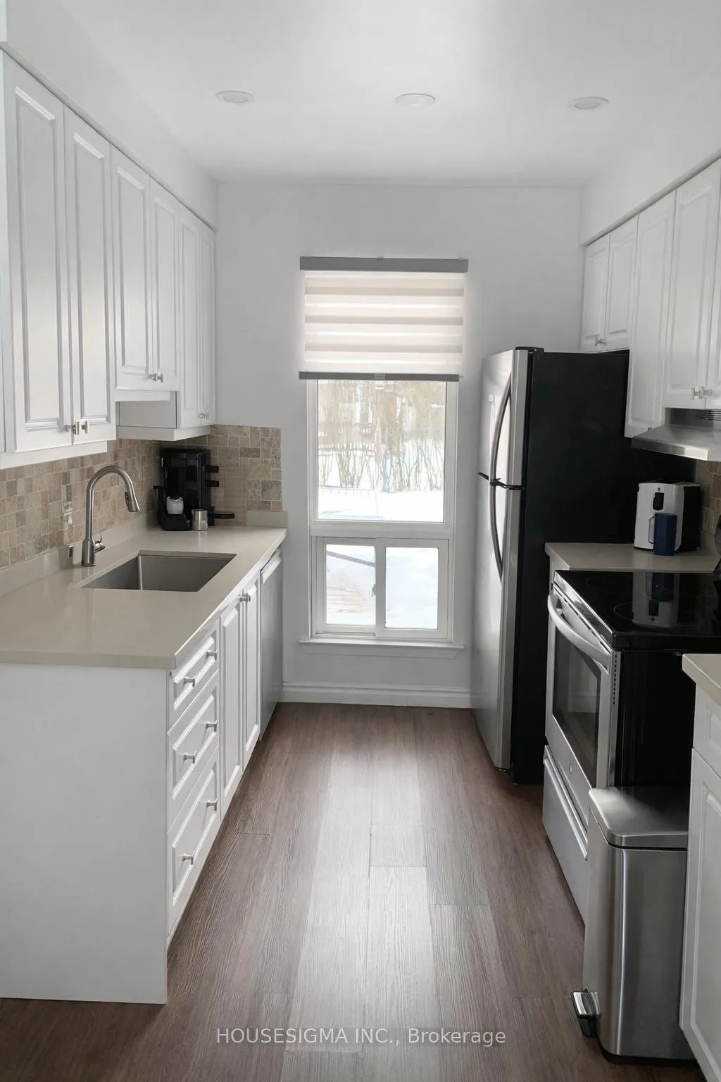 Photo 6 of Unit 58, 33 Medley Lane, Ajax, South West — HOMEH