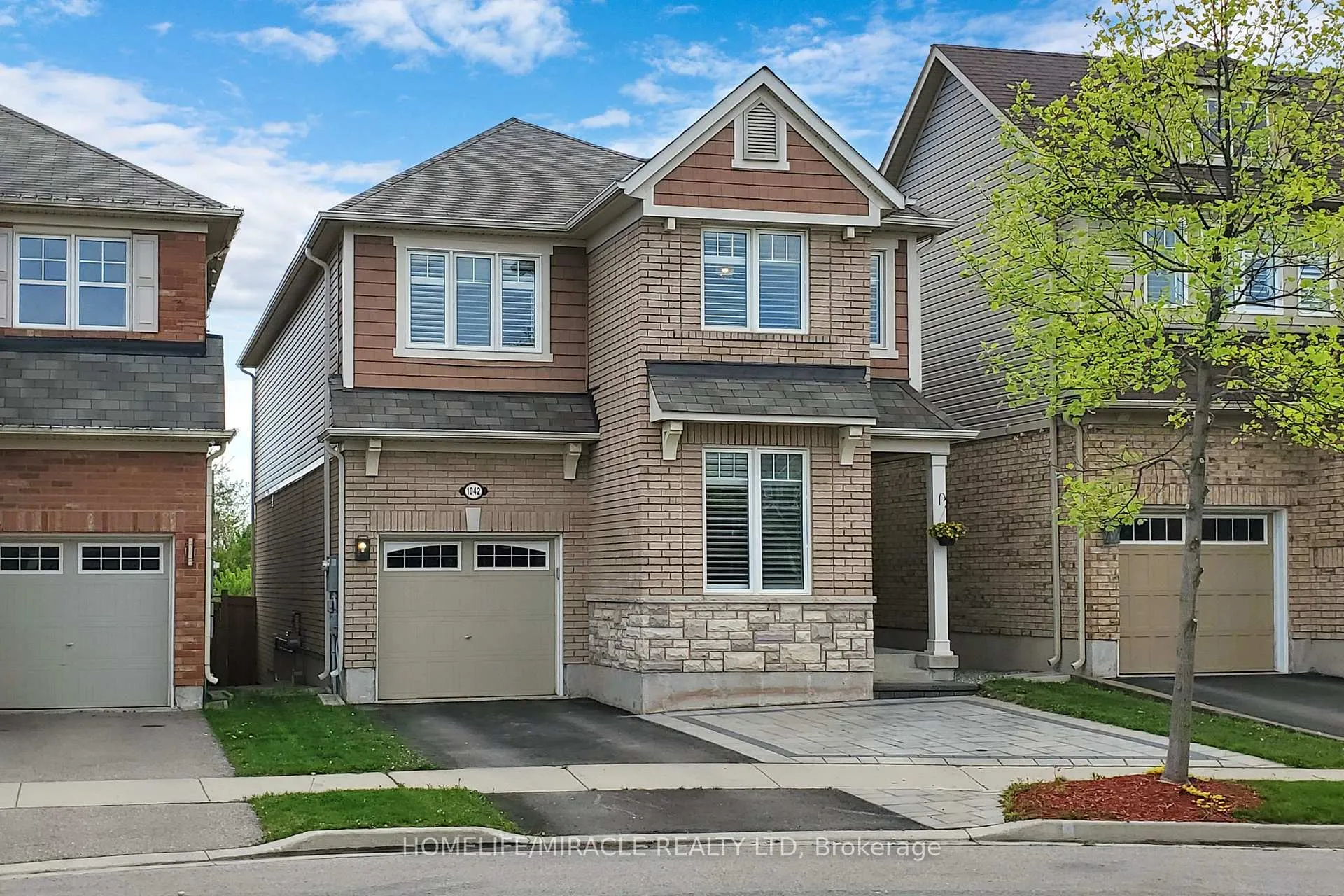 Photo 1 of 1042 Tock Close, Milton, Willmott — HOMEH