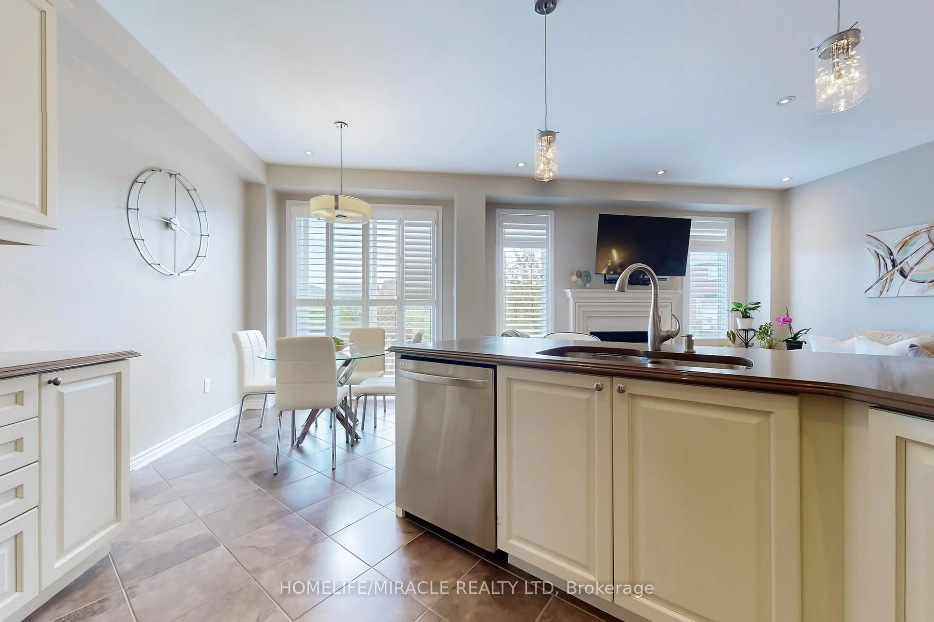Photo 15 of 1042 Tock Close, Milton, Willmott — HOMEH