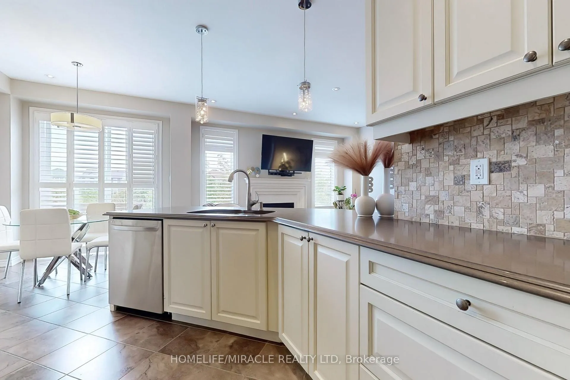 Photo 17 of 1042 Tock Close, Milton, Willmott — HOMEH