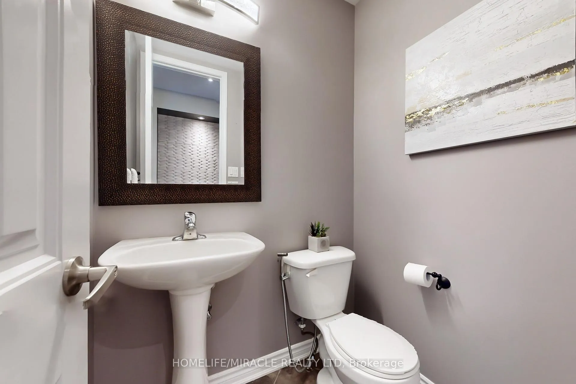 Photo 21 of 1042 Tock Close, Milton, Willmott — HOMEH
