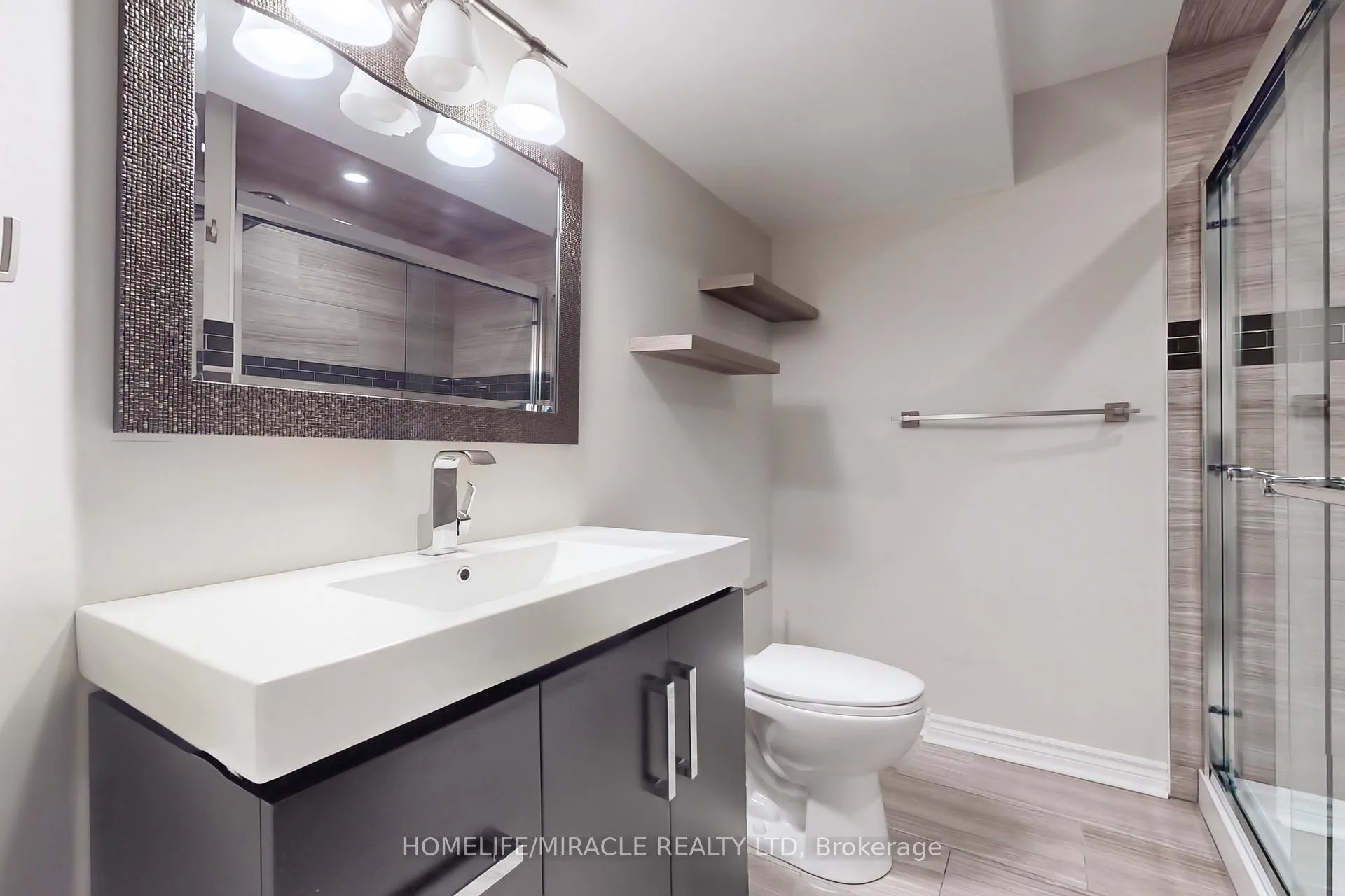 Photo 38 of 1042 Tock Close, Milton, Willmott — HOMEH