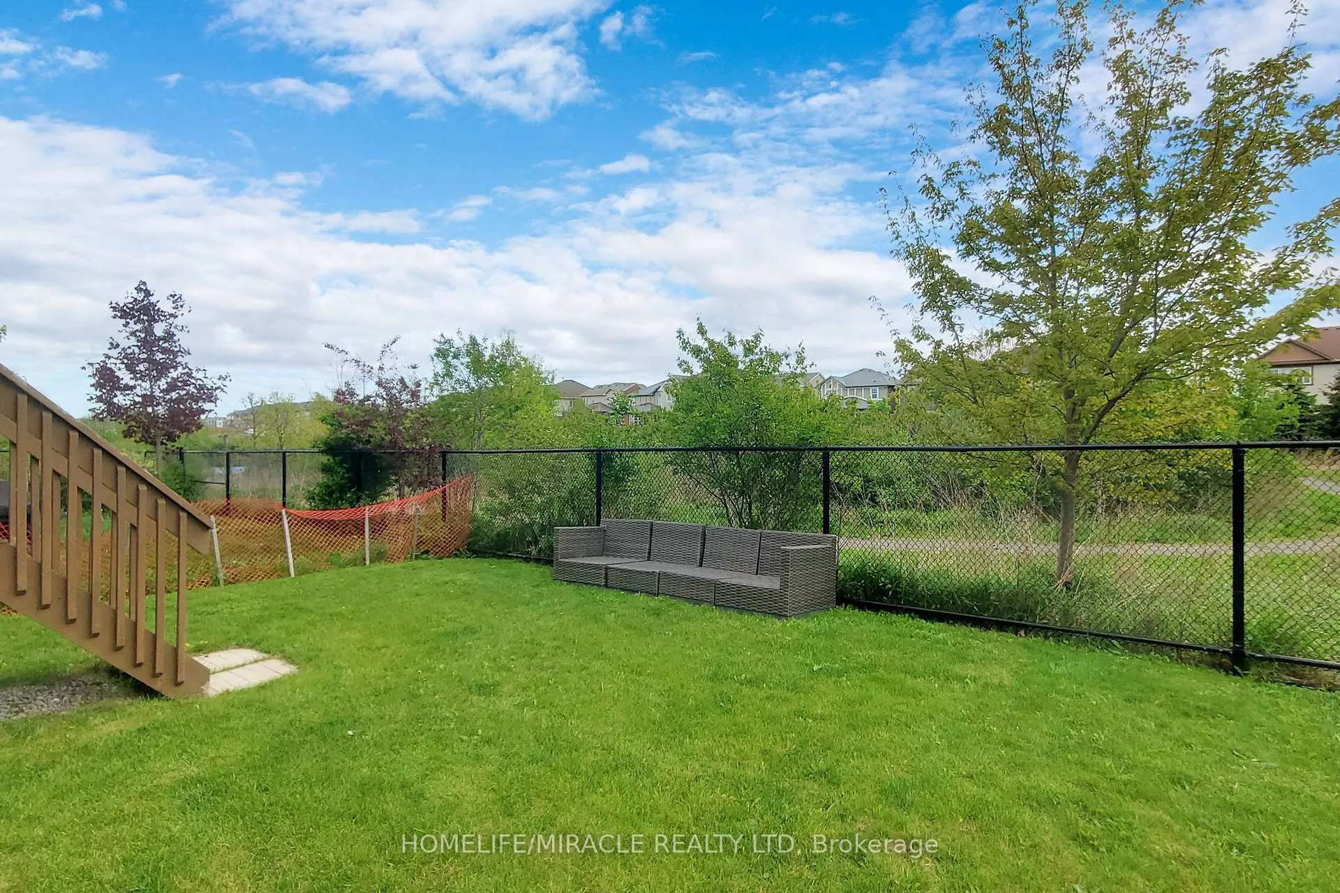 Photo 42 of 1042 Tock Close, Milton, Willmott — HOMEH