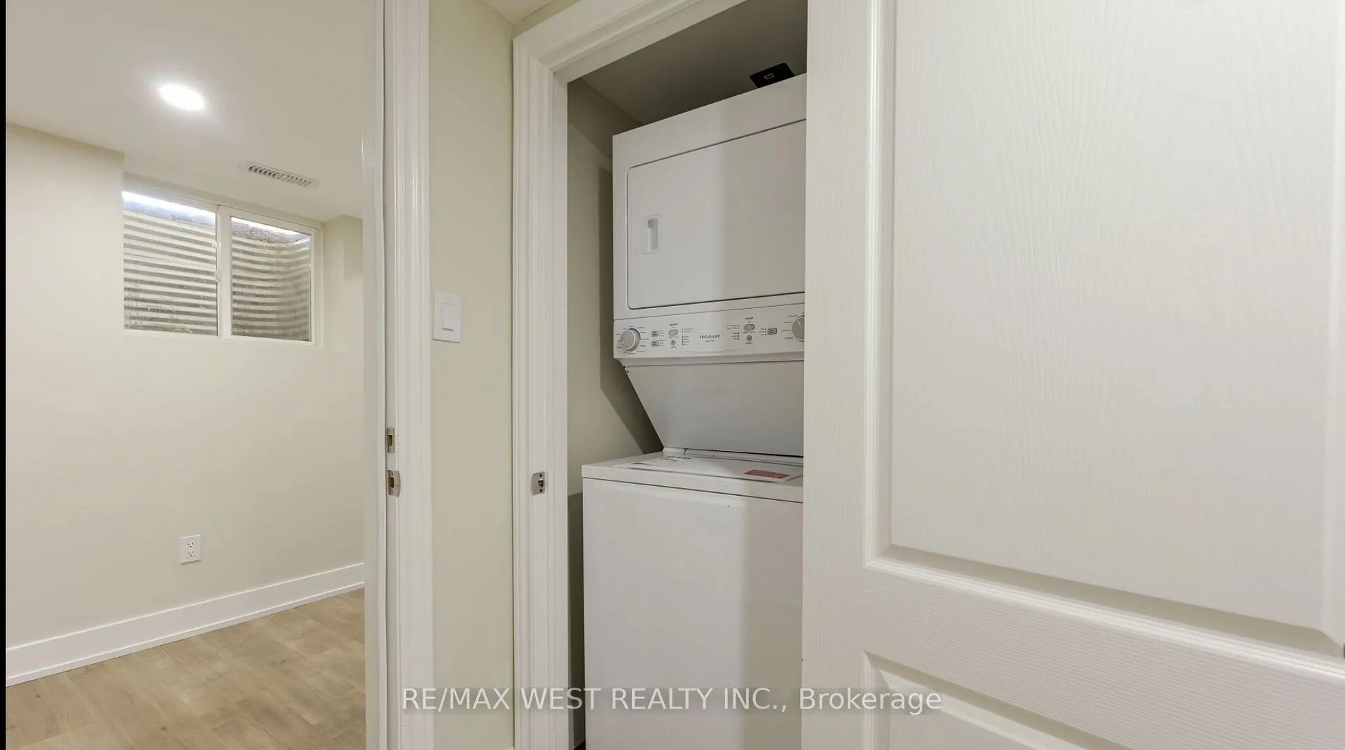 Photo 7 of Unit Basement, 15 Flavian Crescent, Brampton, Southgate — HOMEH