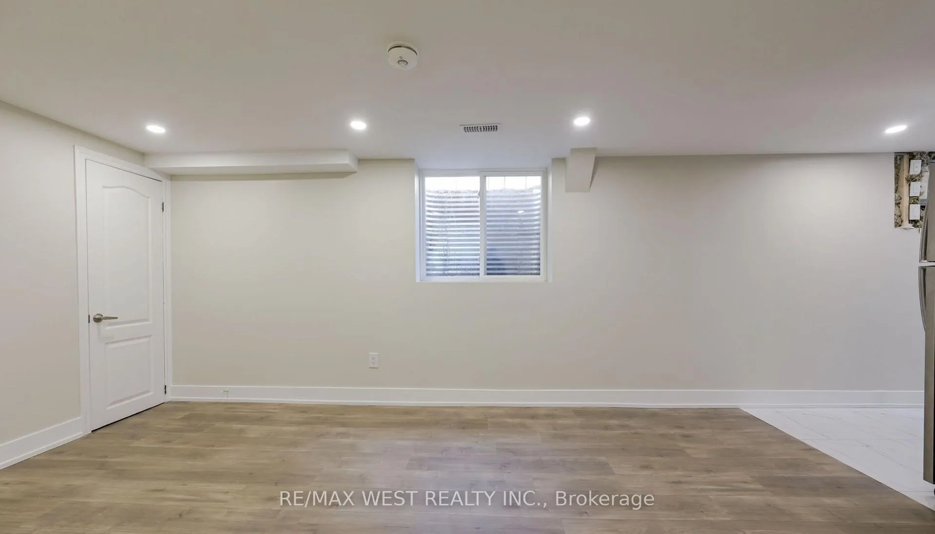 Photo 8 of Unit Basement, 15 Flavian Crescent, Brampton, Southgate — HOMEH