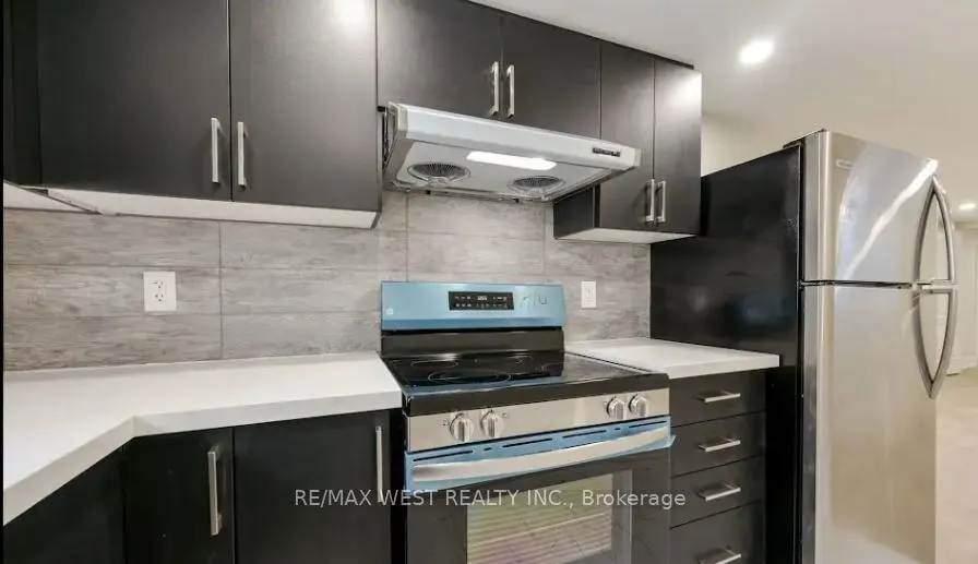 Photo 10 of Unit Basement, 15 Flavian Crescent, Brampton, Southgate — HOMEH