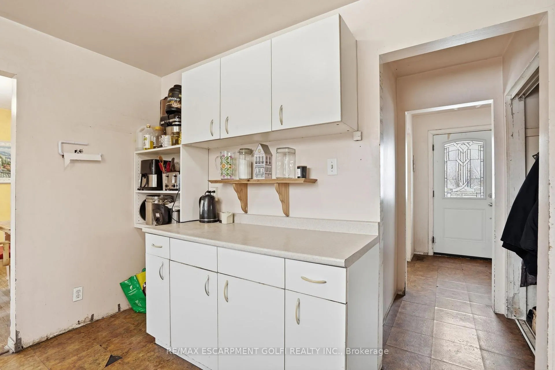 Photo 11 of 56 Purnell Drive, Hamilton, Gilbert — HOMEH