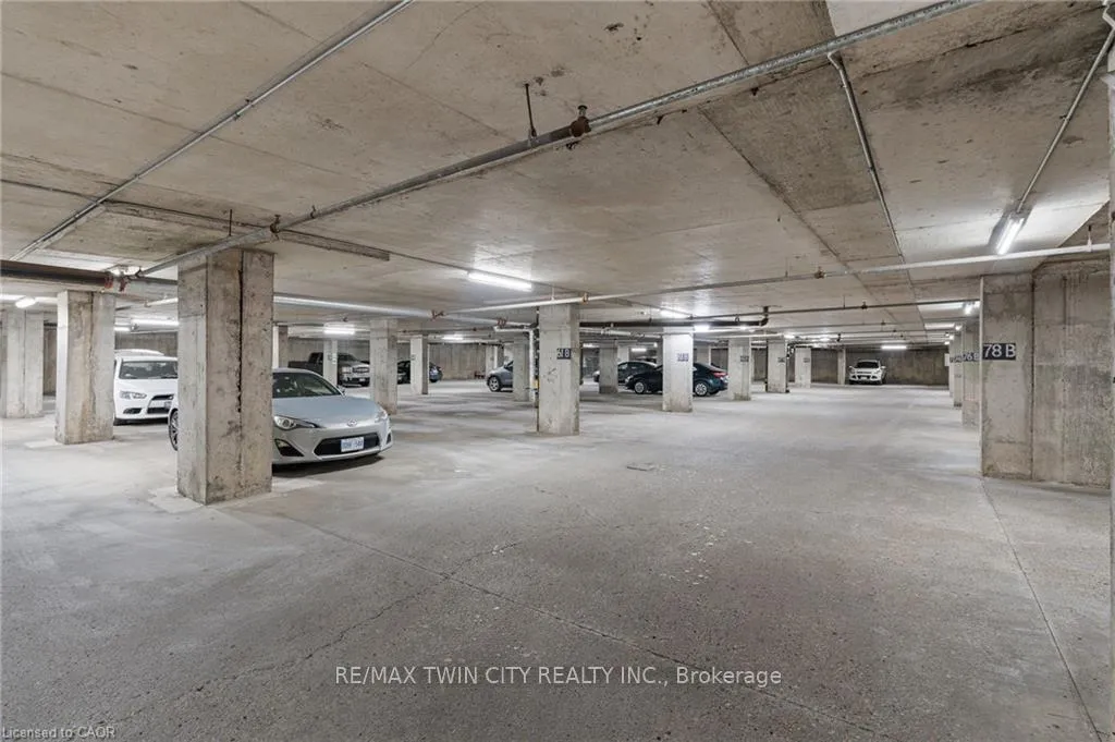 Photo 37 of 225 harvard Place E, Waterloo, Lincoln Heights — HOMEH
