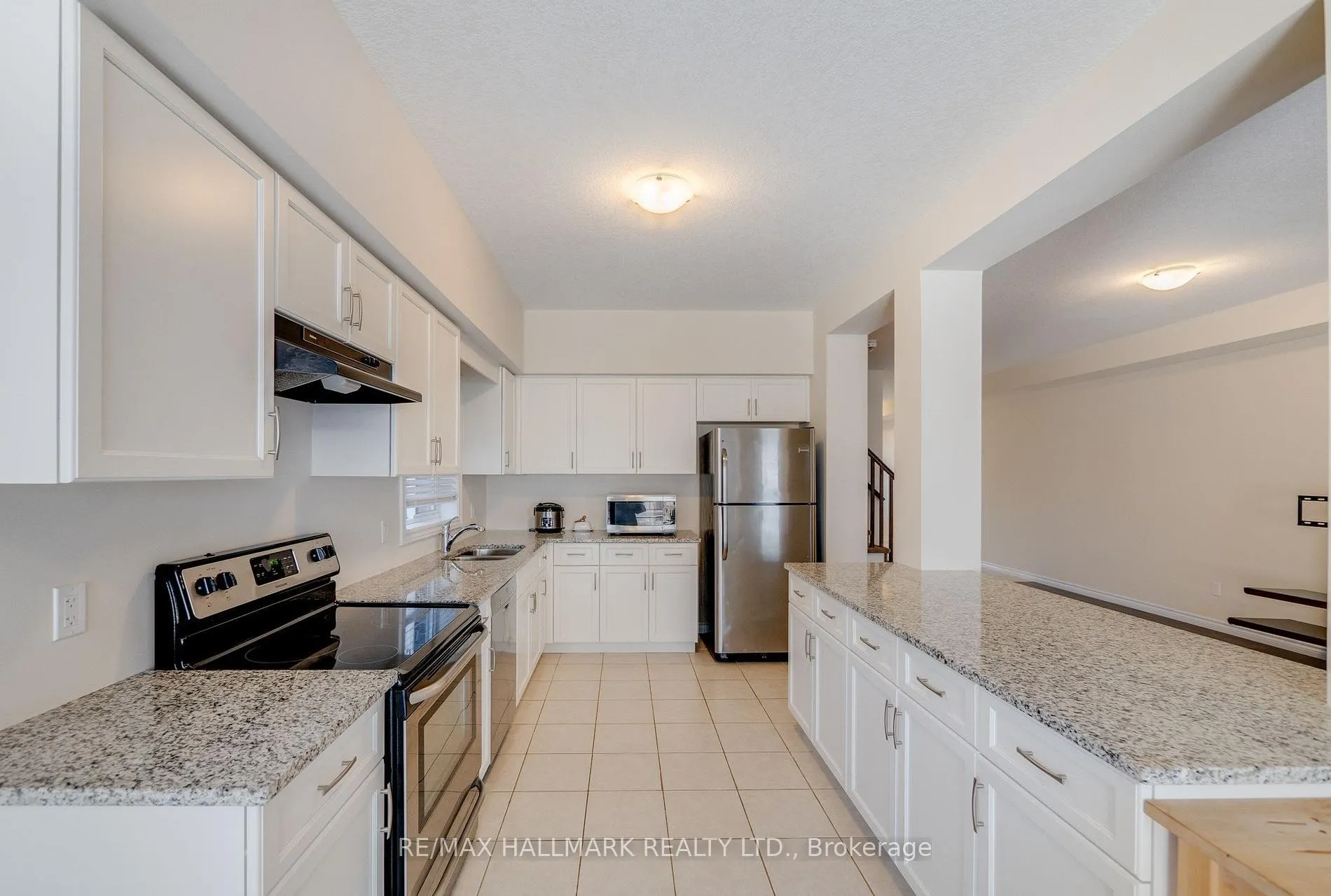 Photo 13 of Unit Upper Bdrm, 11 Burcombe Cross, Guelph, Pineridge/Westminster Woods — HOMEH