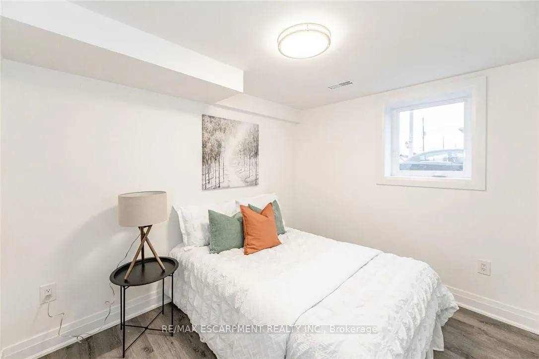 Photo 7 of Unit B, 476 Ferguson Avenue, Hamilton, North End — HOMEH