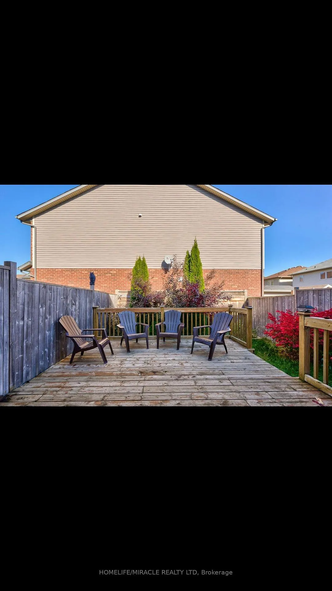 Photo 14 of 137 Palacebeach Trail, Hamilton, Lakeshore — HOMEH