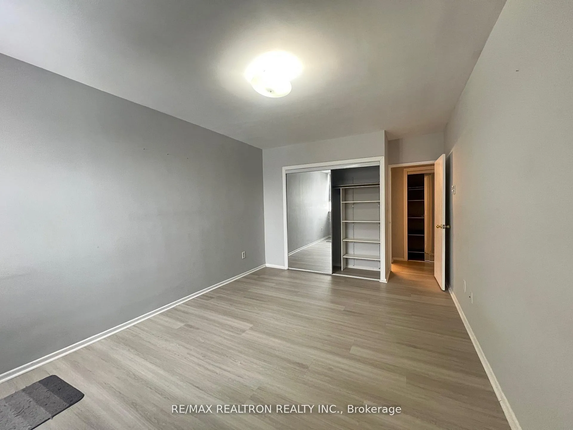 Photo 3 of Unit 1811, 5 Massey Square, Toronto, Crescent Town — HOMEH