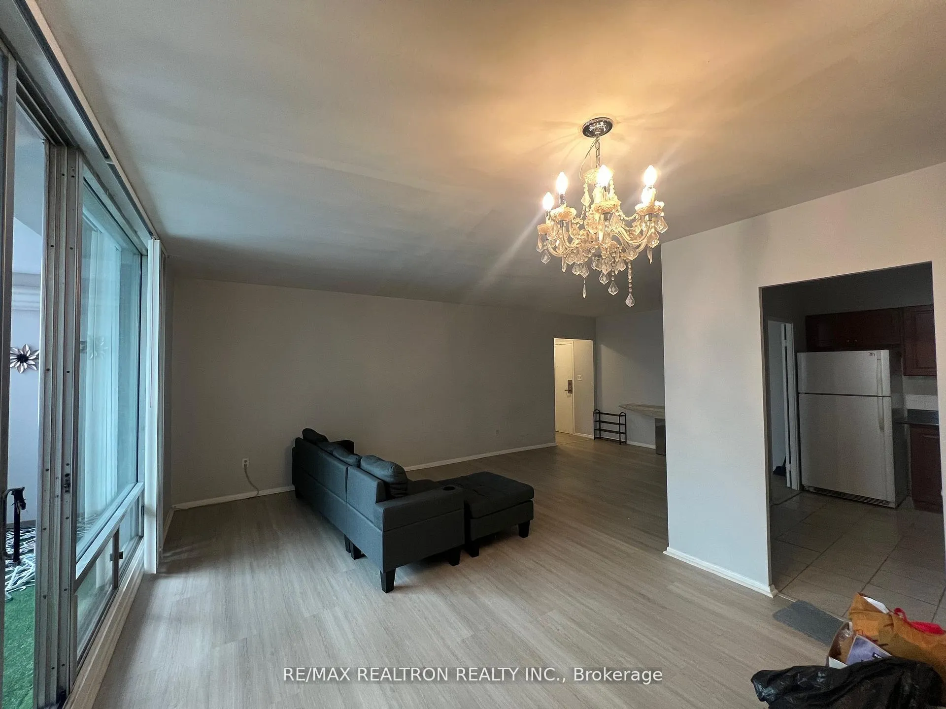 Photo 9 of Unit 1811, 5 Massey Square, Toronto, Crescent Town — HOMEH