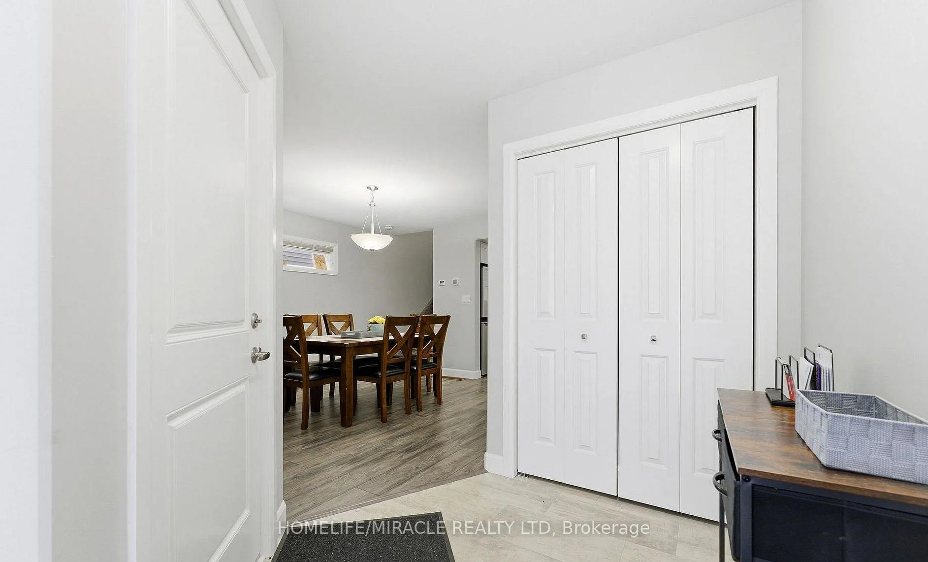 Photo 4 of 38 Dewal Place, Belleville, Belleville Ward — HOMEH