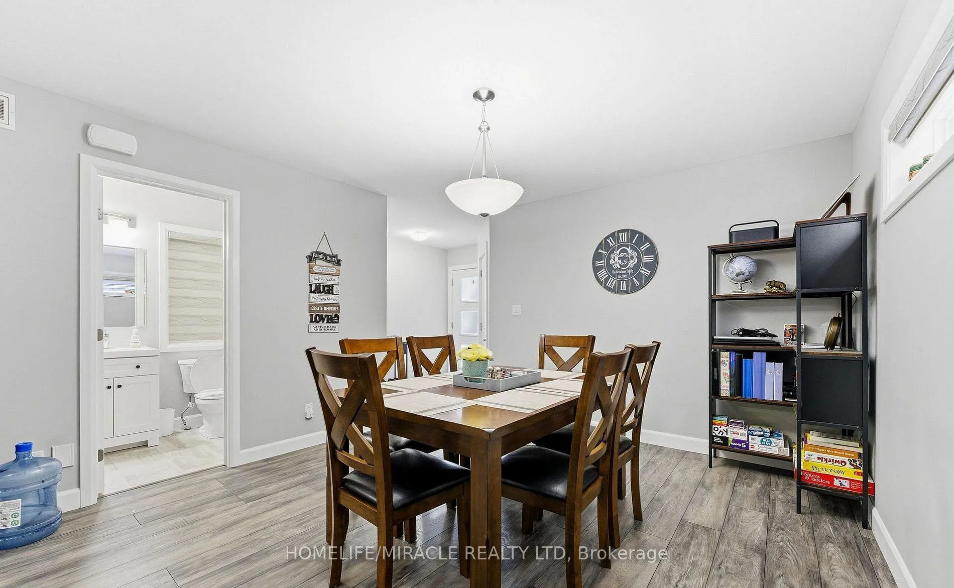 Photo 6 of 38 Dewal Place, Belleville, Belleville Ward — HOMEH