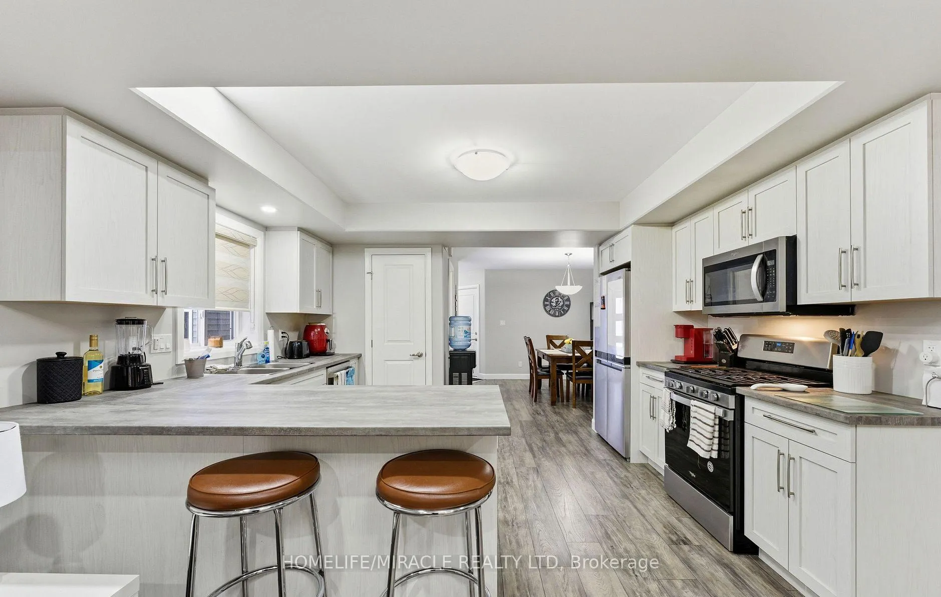 Photo 10 of 38 Dewal Place, Belleville, Belleville Ward — HOMEH