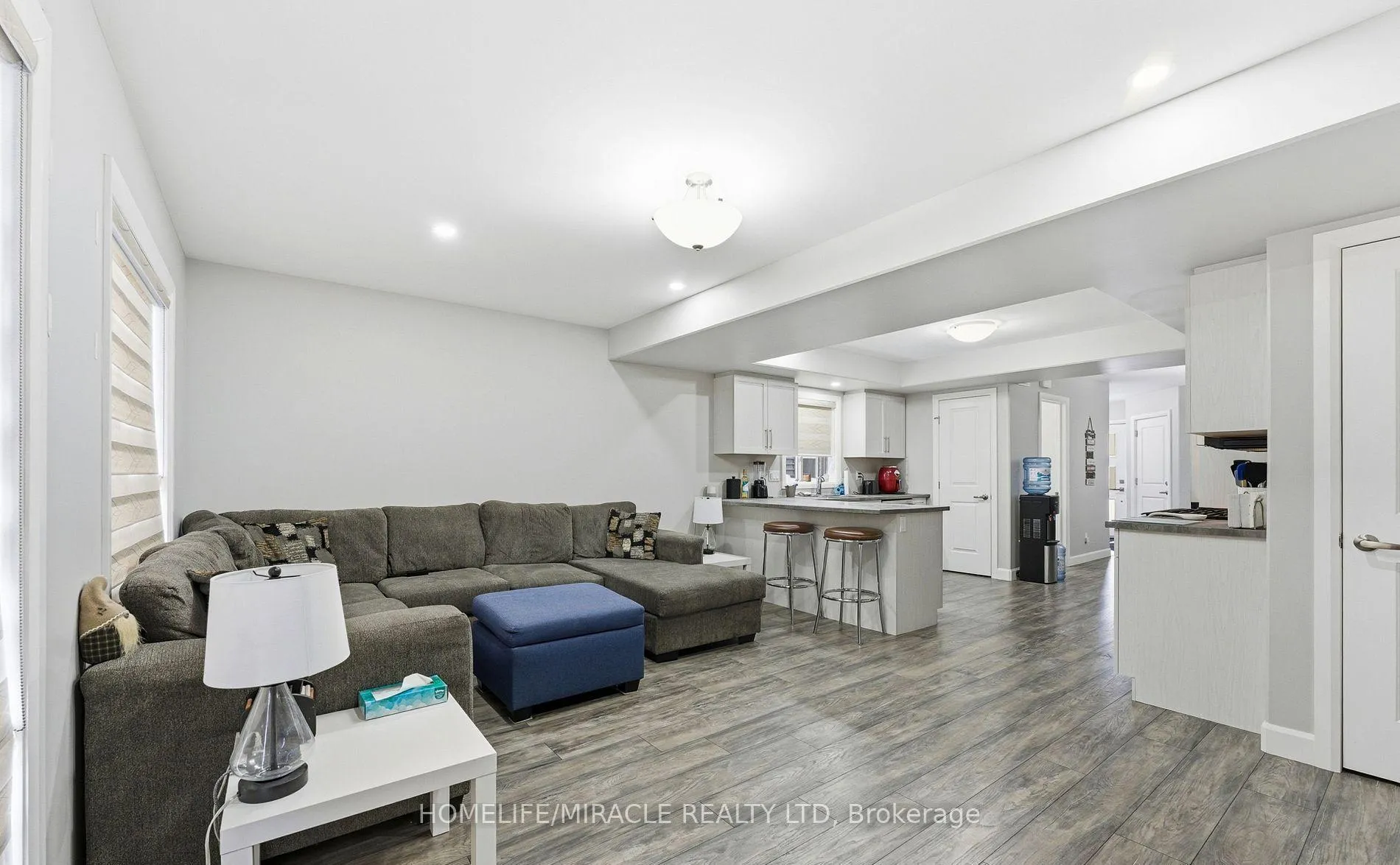 Photo 14 of 38 Dewal Place, Belleville, Belleville Ward — HOMEH