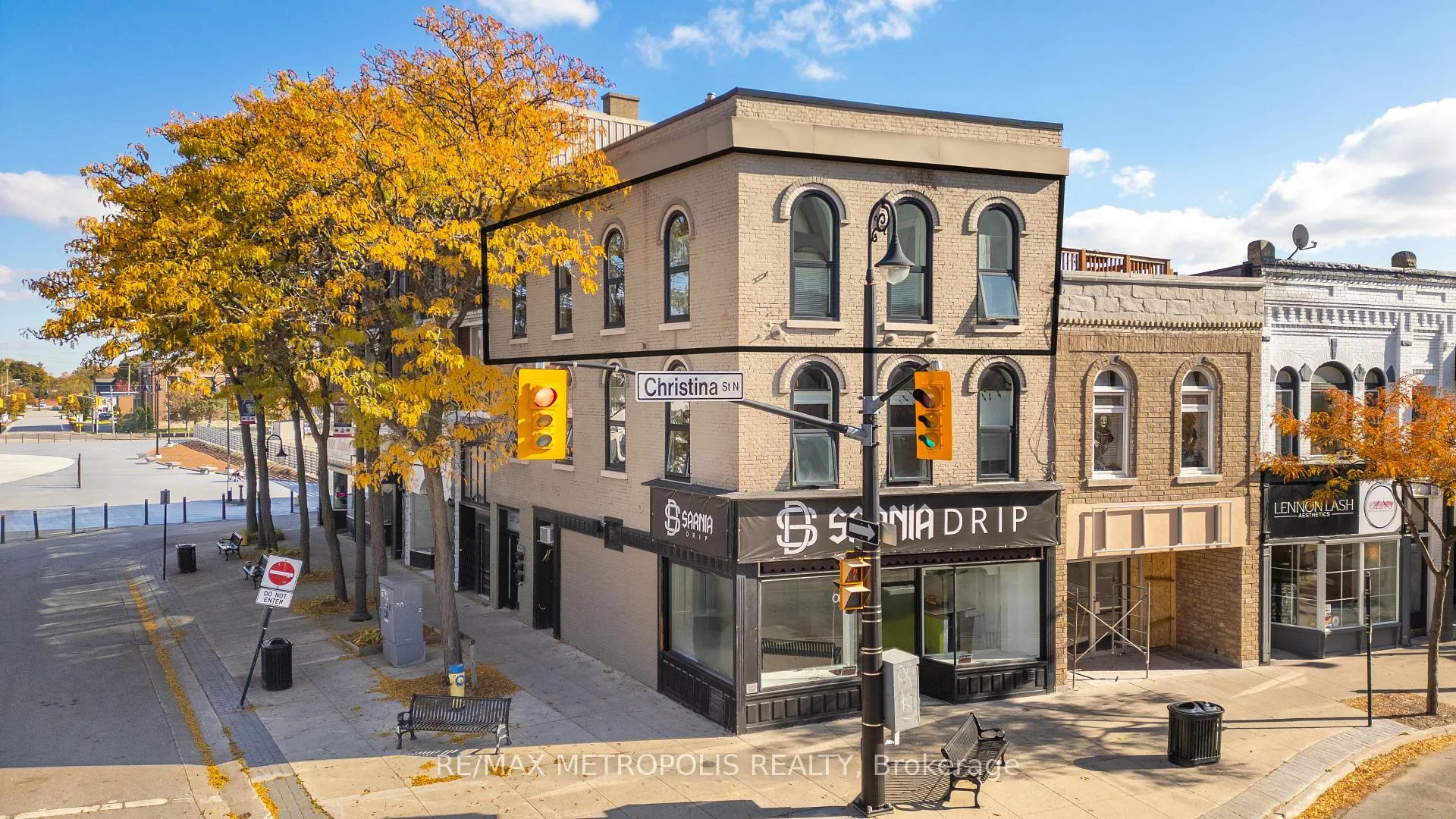 Front of Unit 3, 157 Lochiel Street