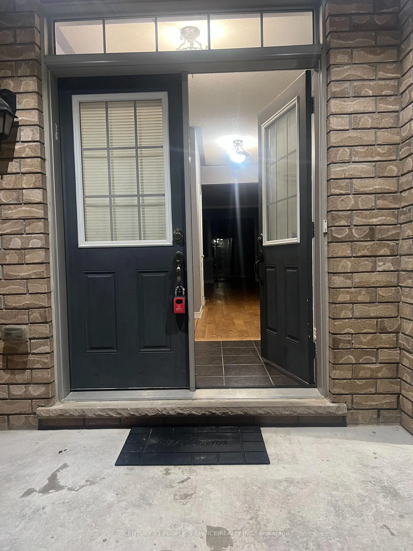 Photo 5 of 85 Aspermont Crescent, Brampton, Bram East — HOMEH