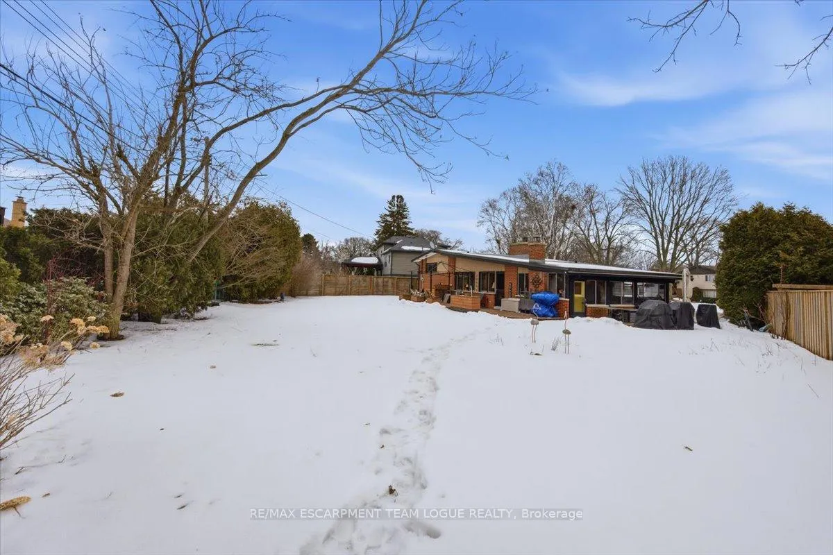 Photo 28 of 354 Arden Crescent, Burlington, Shoreacres — HOMEH